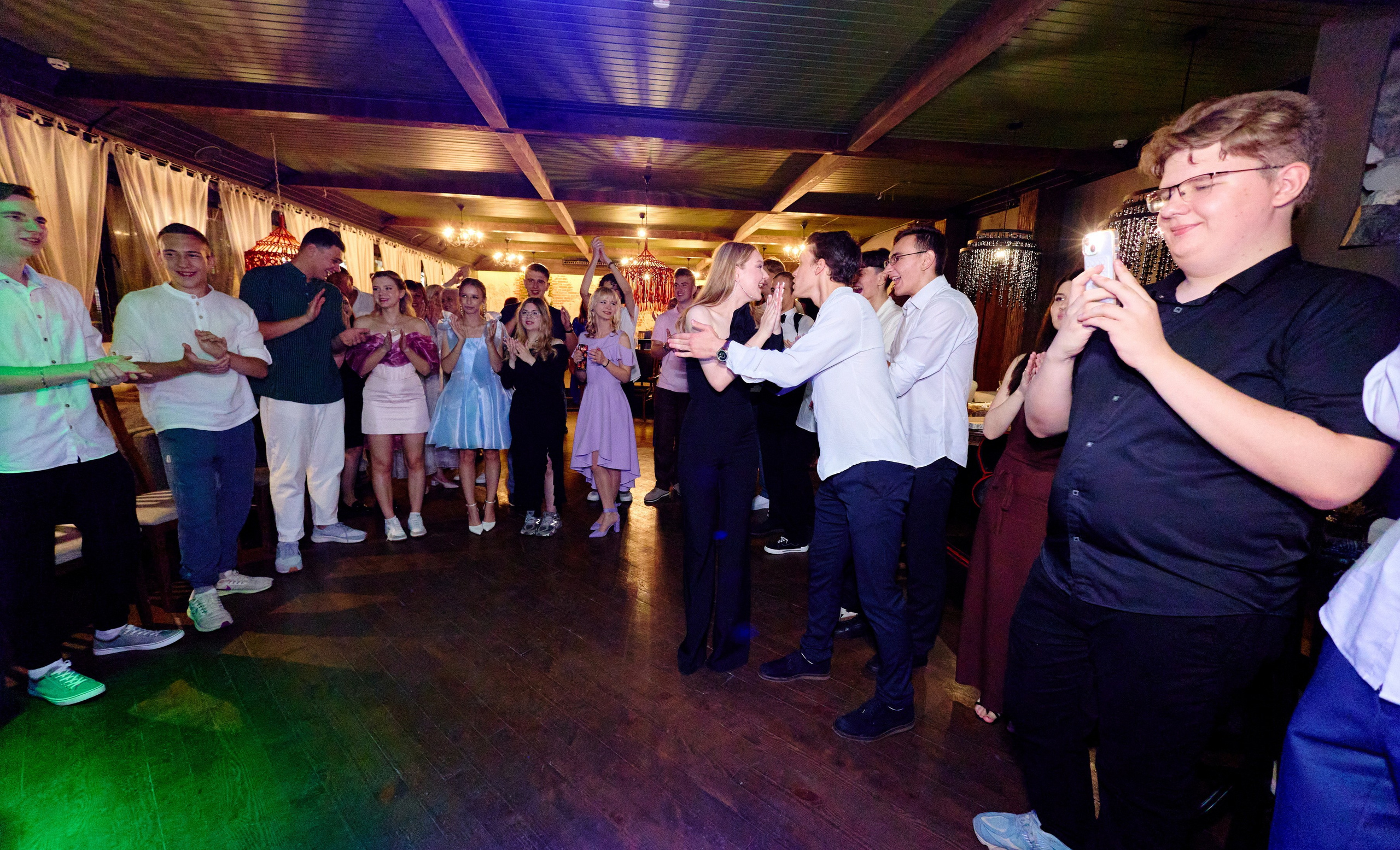 Выпускной 35 Сош. Фотограф Выпускные альбомы Таганрог Сергей Коробченко