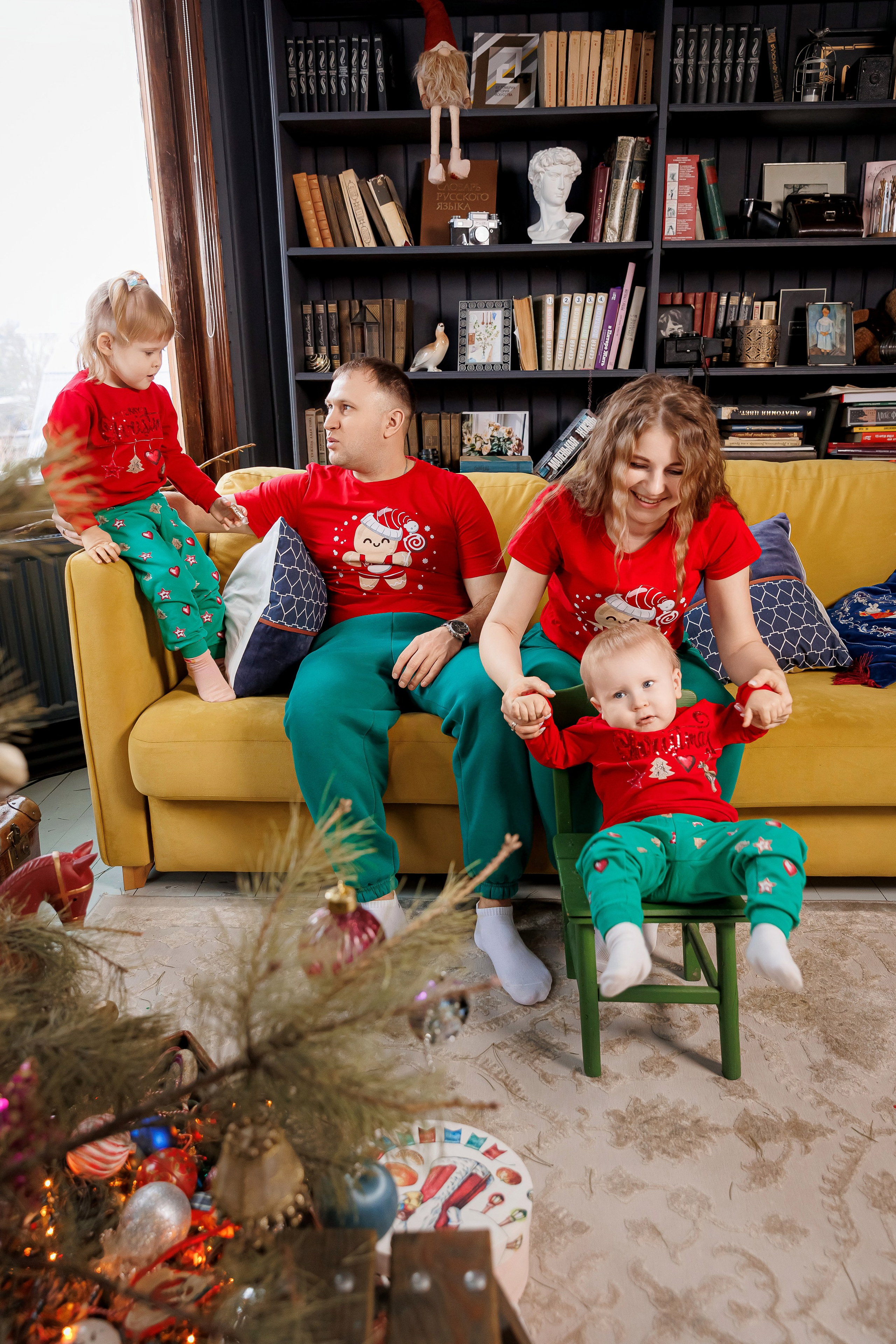 Предновогодняя история в Иславском. Семейный и детский фотограф Комина Елена, Власиха, Одинцово