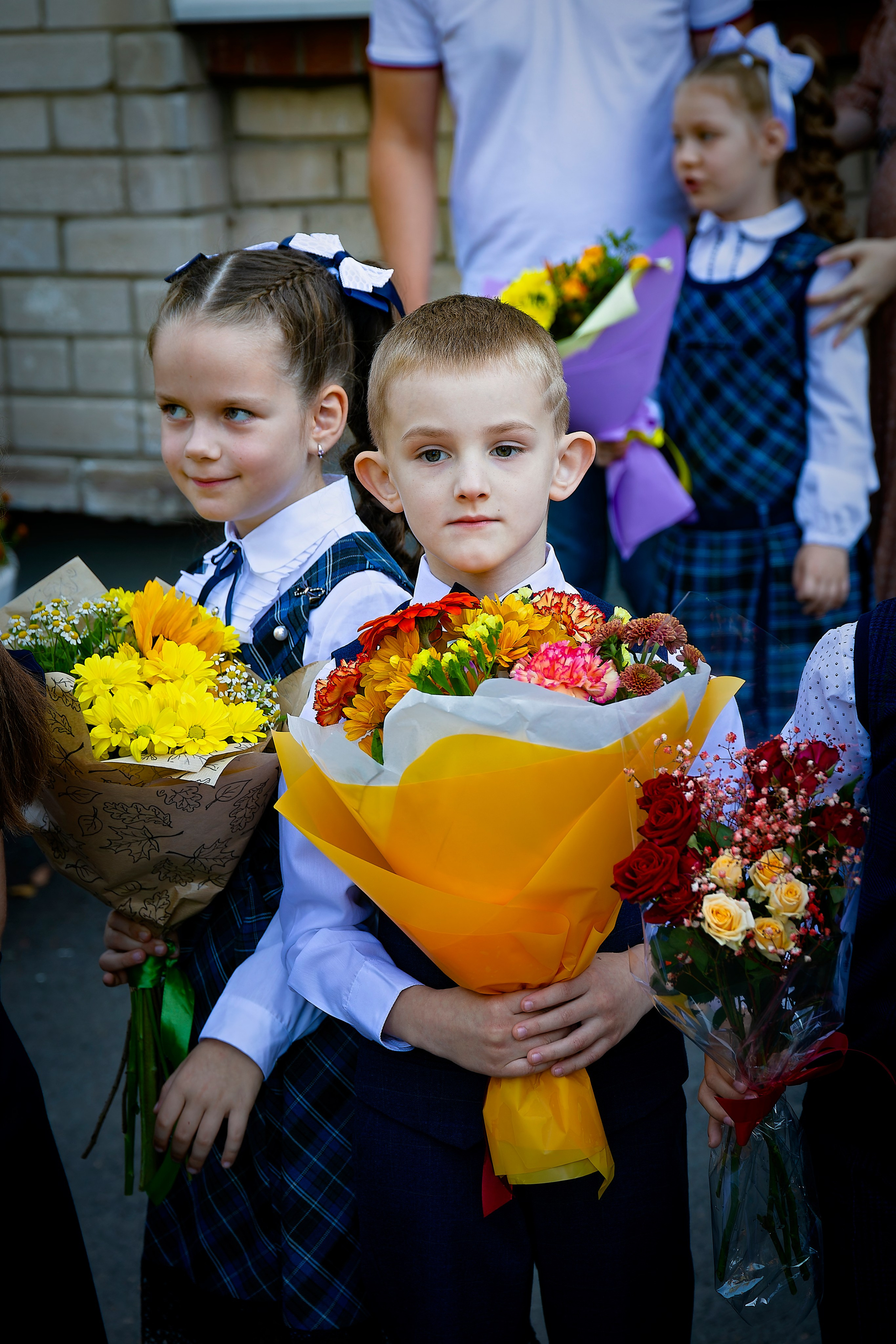 1 Сентября. Школа № 135. Лев Постнов.Фотограф. Нижний Новгород