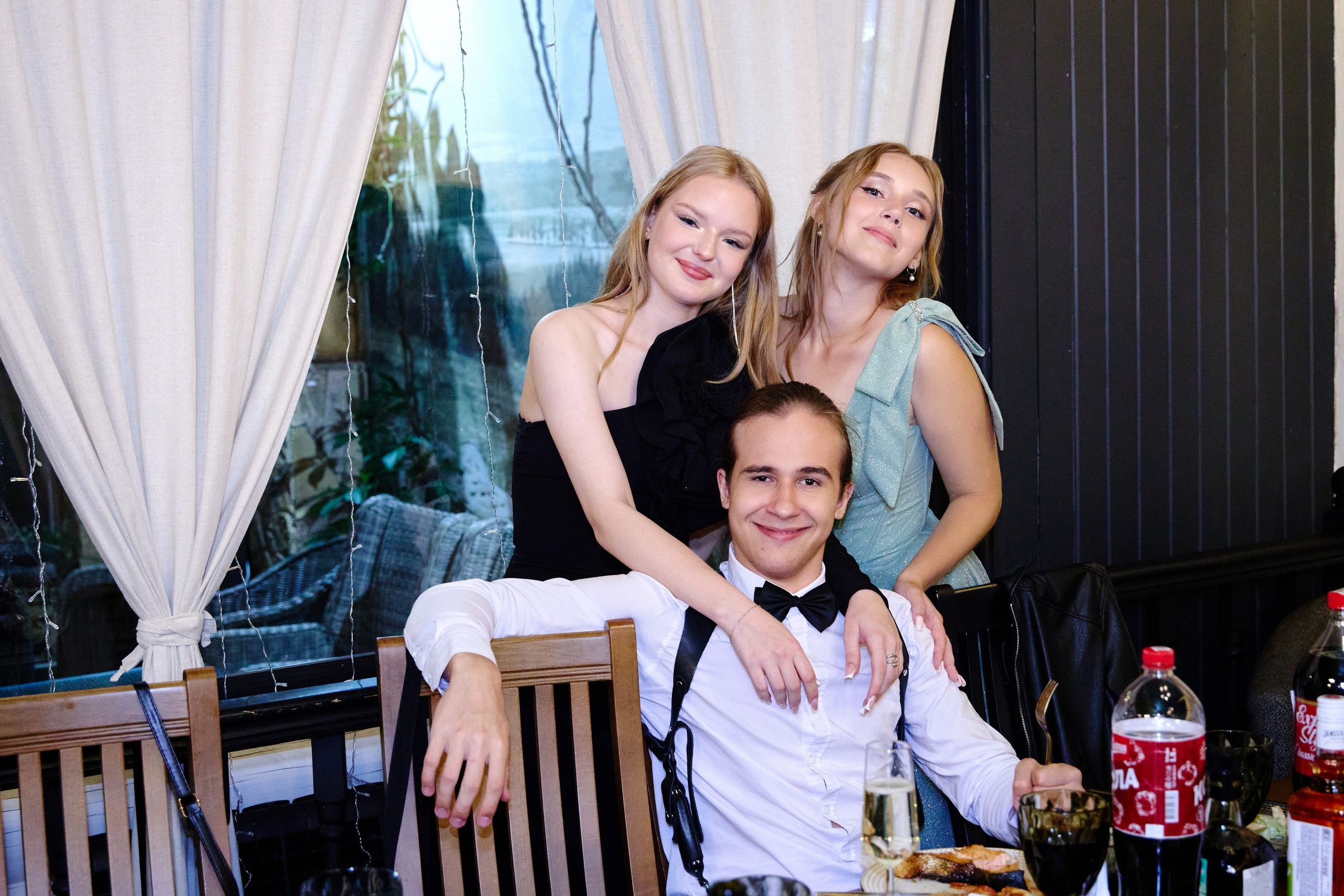 Выпускной 35 Сош. Фотограф Выпускные альбомы Таганрог Сергей Коробченко