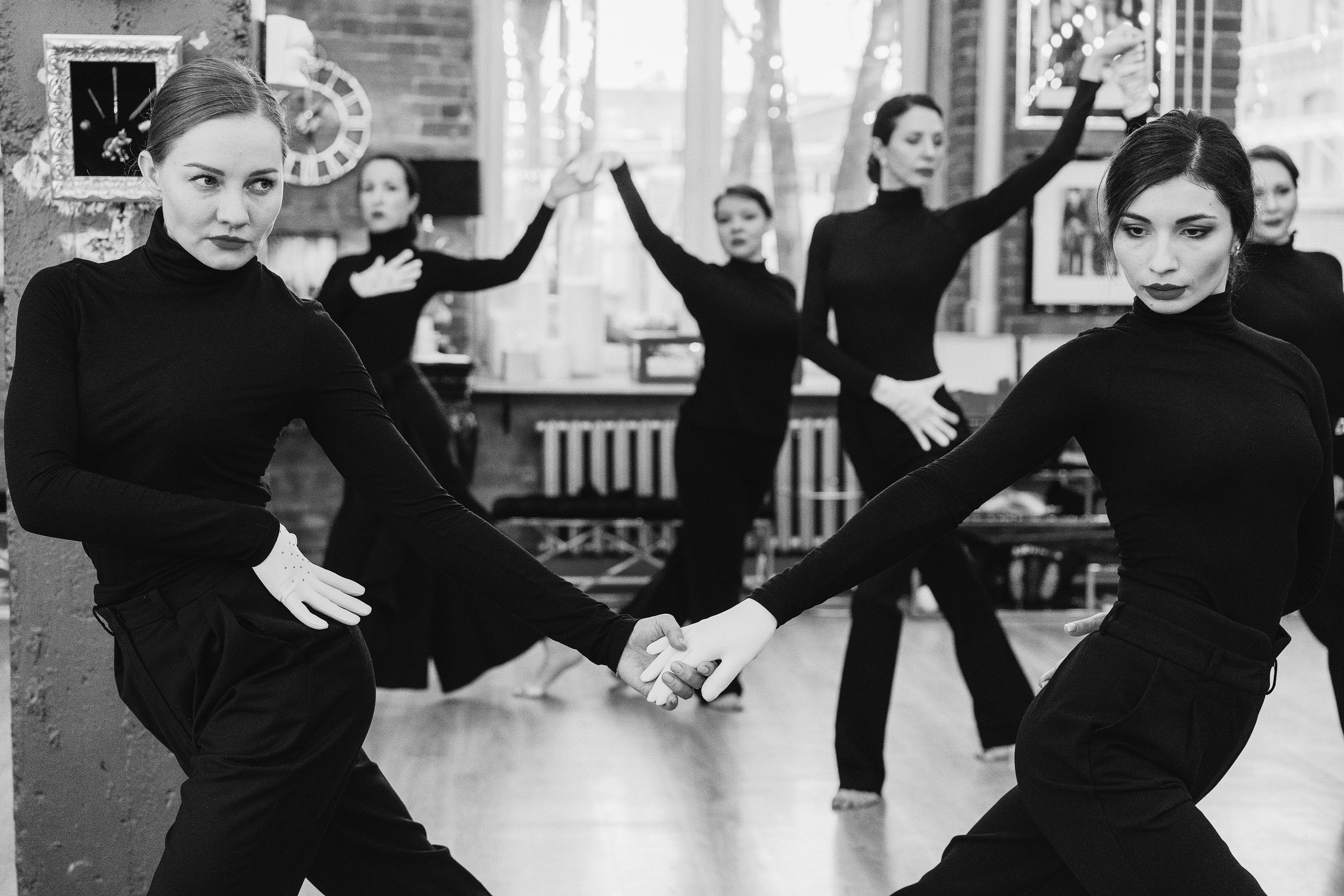 Adornos. ZAGLADIN Bureau