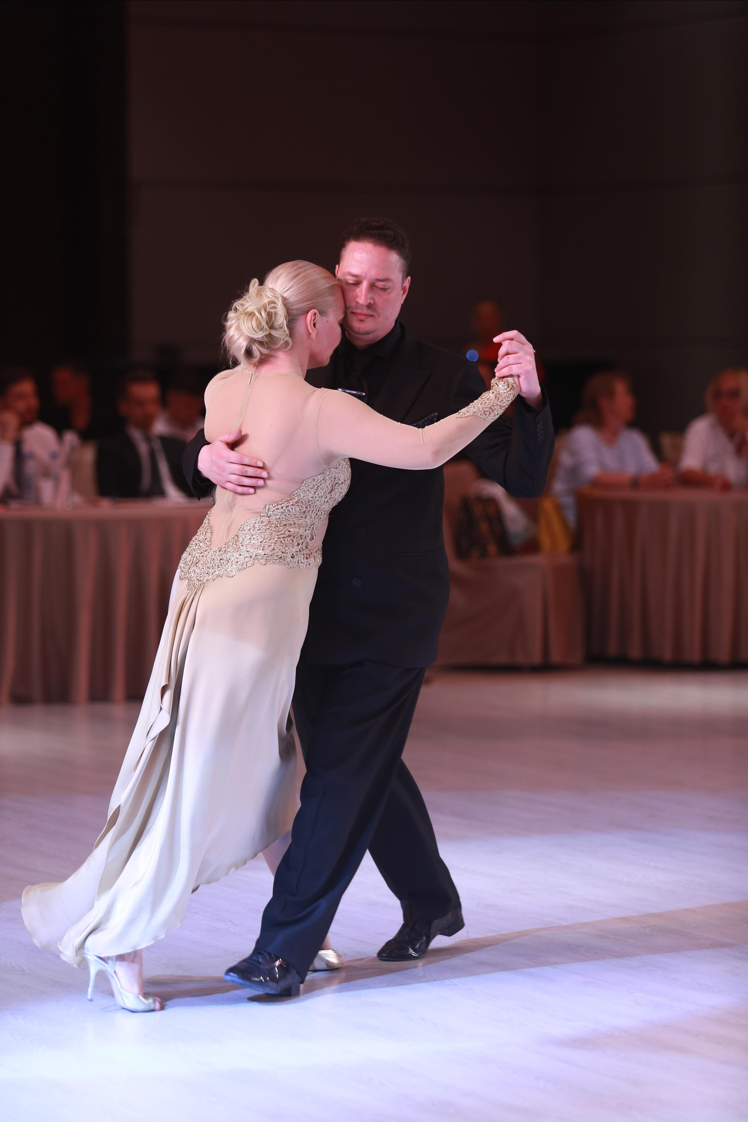 Dance Cup by Hyatt. ZAGLADIN Bureau