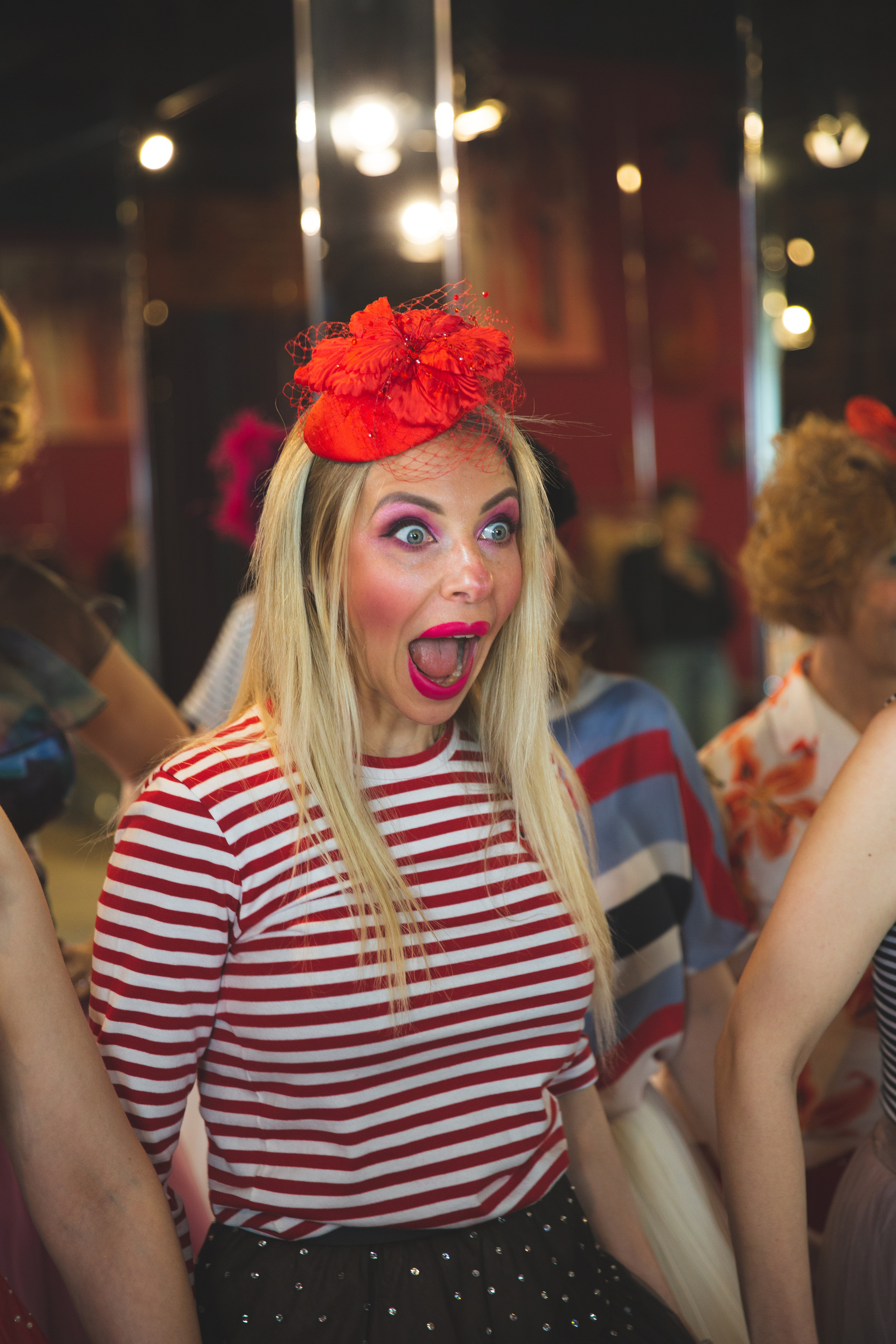 Adornos — танцевальная студия. ZAGLADIN Bureau