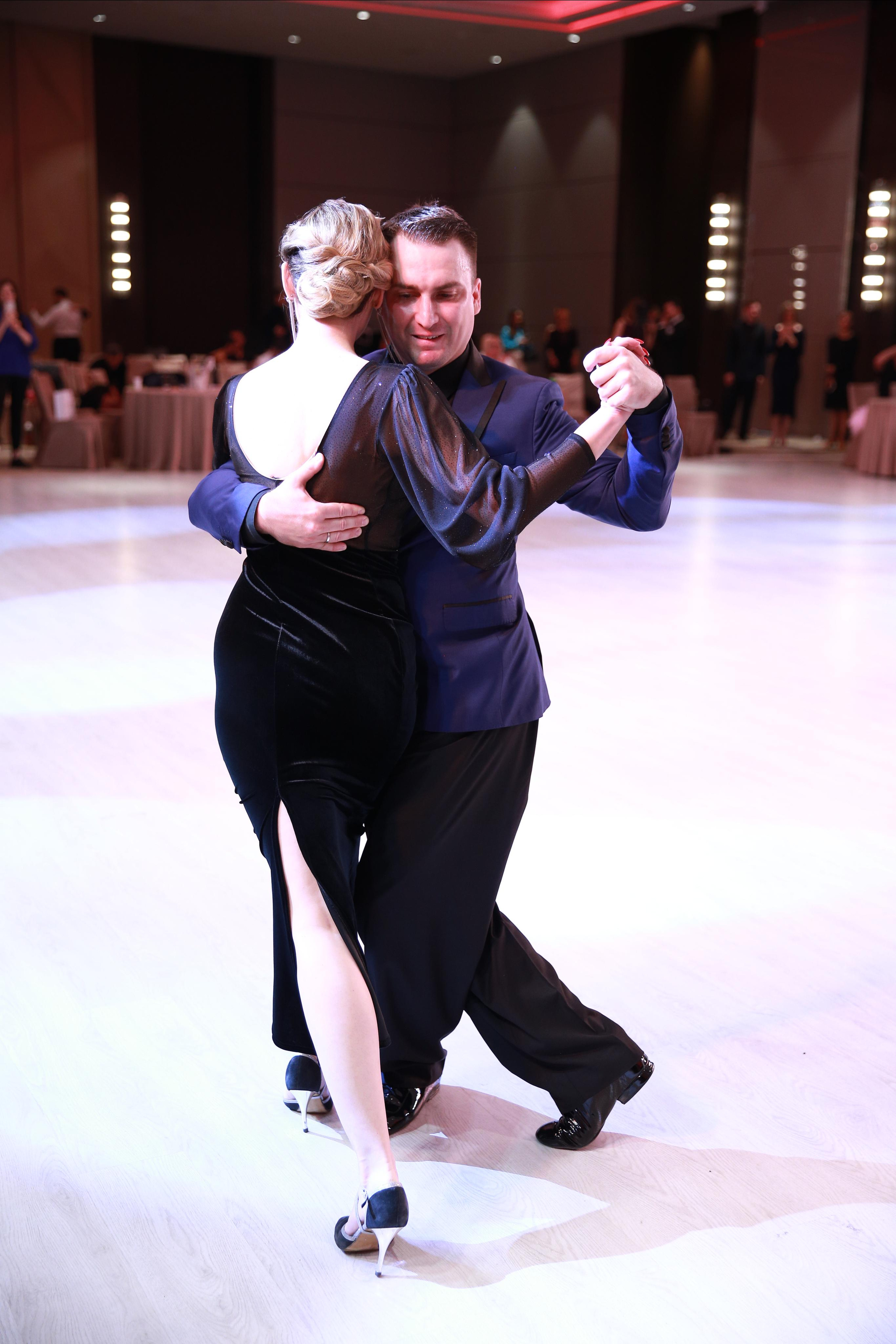 Dance Cup by Hyatt. ZAGLADIN Bureau