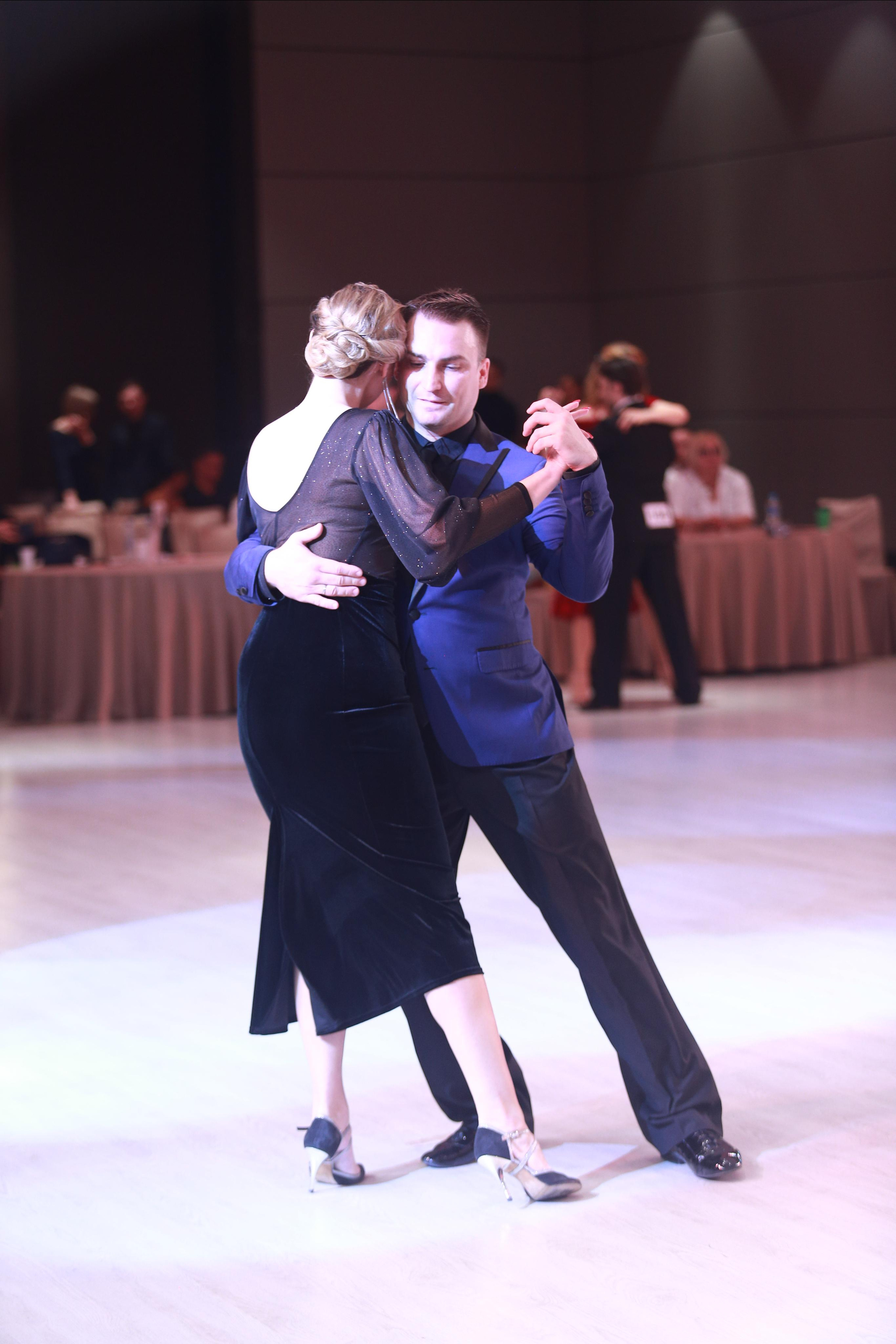 Dance Cup by Hyatt. ZAGLADIN Bureau