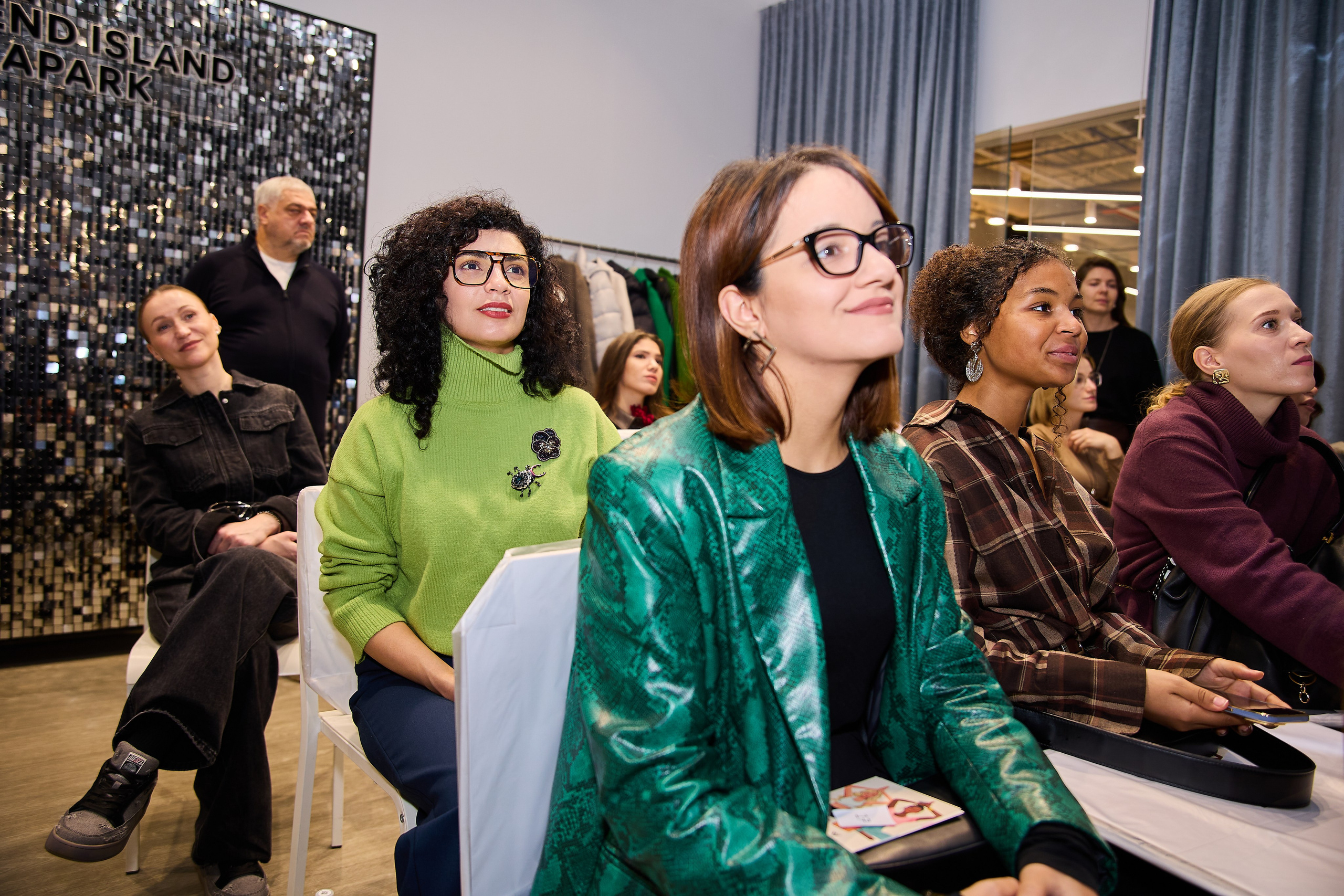 Презентация Povod. Фотограф Вика Винваг. Москва