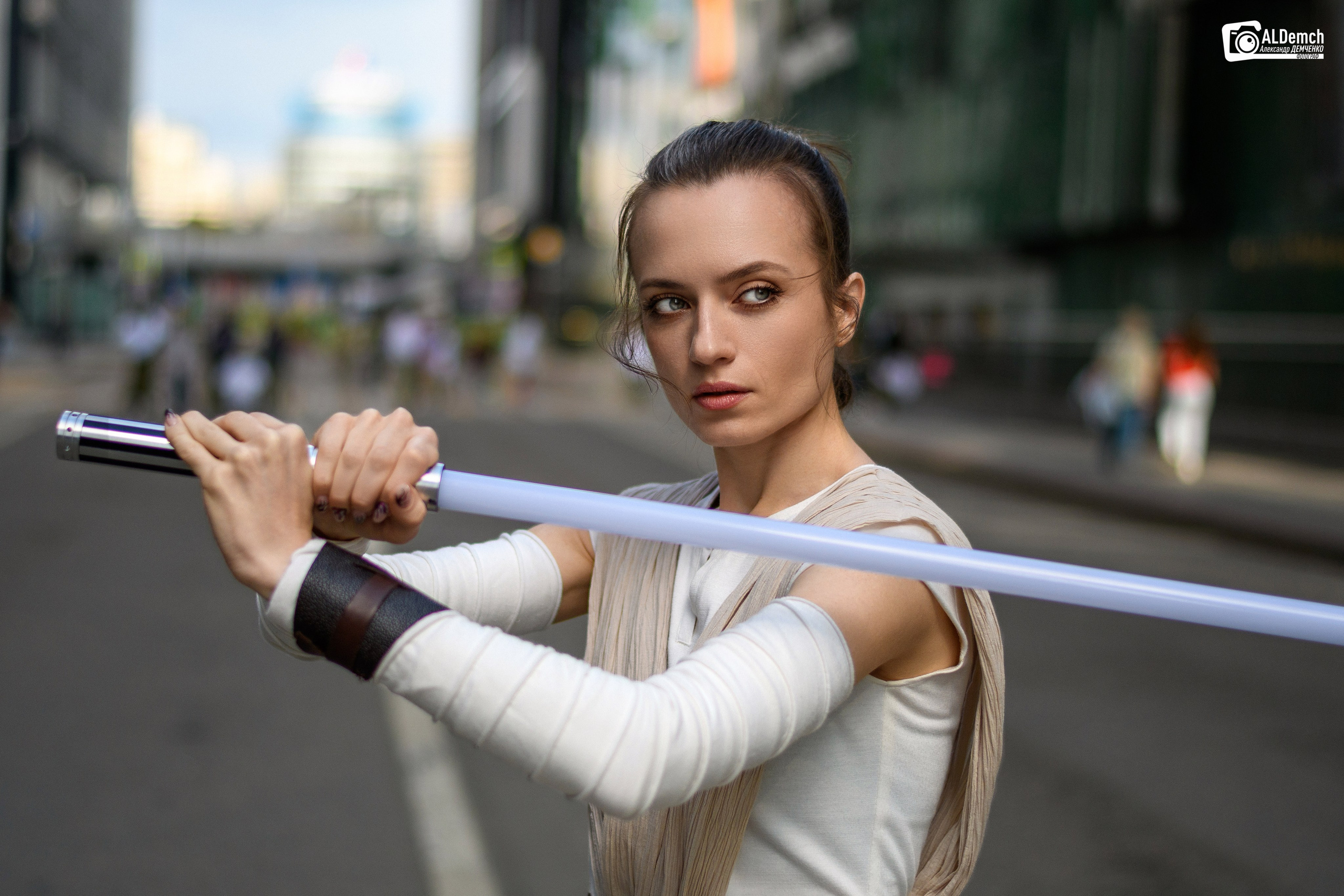 Rey Skywalker Star wars cosplay photo