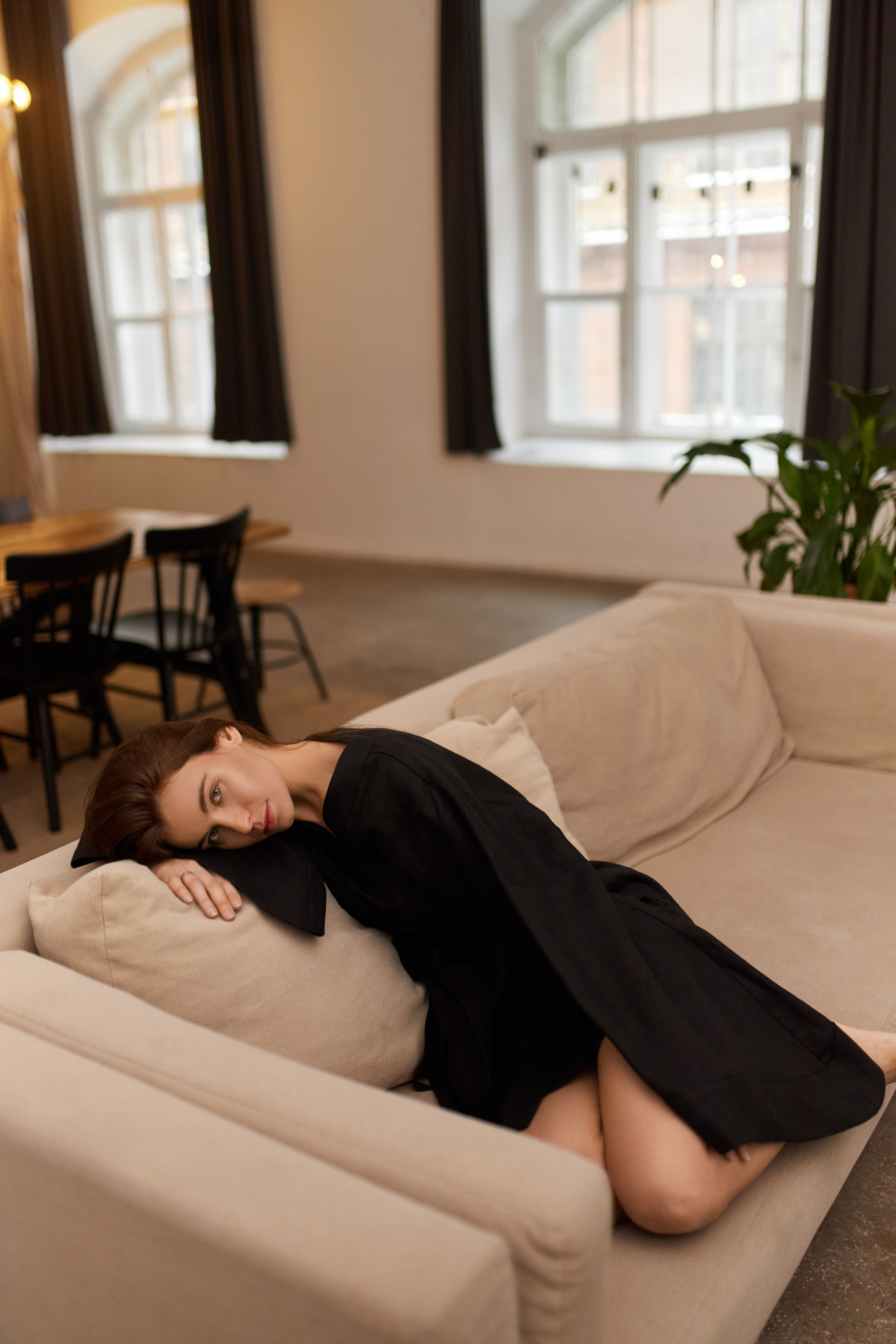 Съемка для бренда одежды. Сестры Карабаза. Фотографы и ретушеры в Москве и Санкт-Петербурге