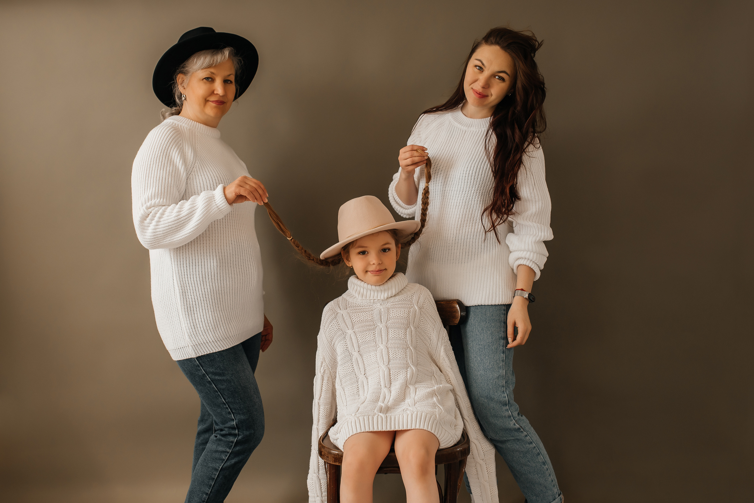 «Взрослые дети» Варя. Семейная фотосессия в Новосибирске от фотографа Ольги Коваль