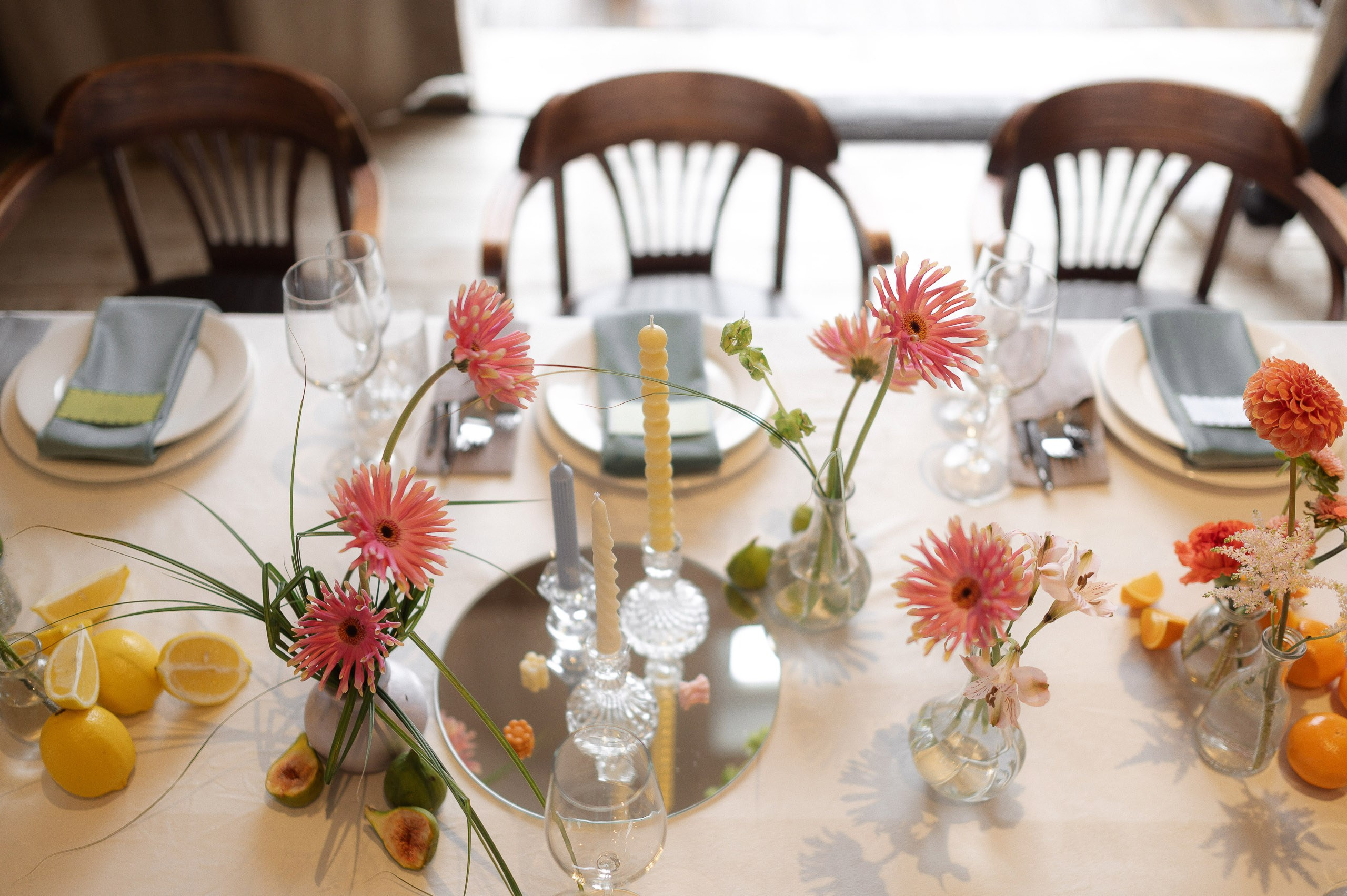 Зеленая тропа, уютная свадьба под дождем. Афина Ефимова. Свадебный фотограф Москва