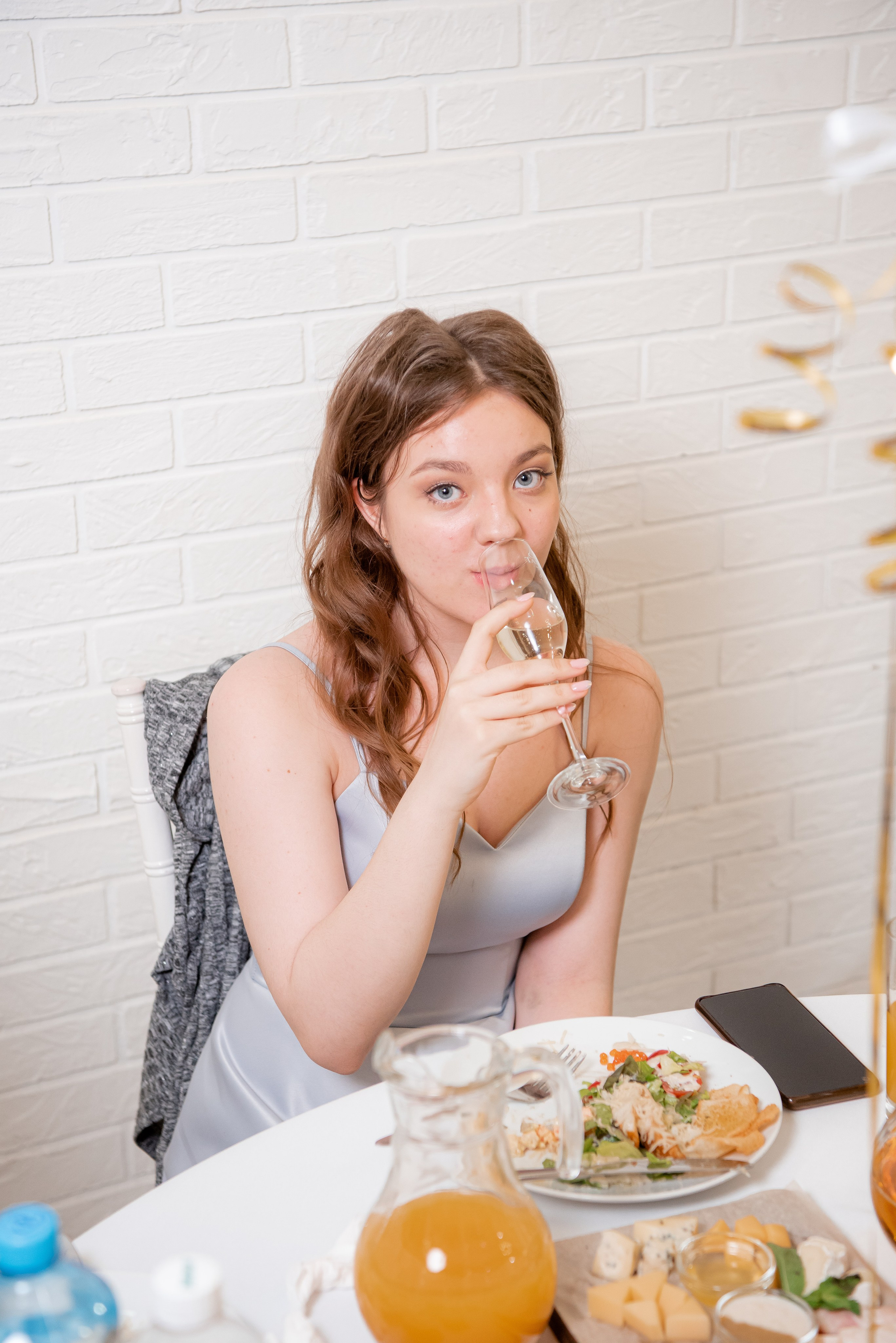 30 Школа. Вручение и Банкет. ДК Юбилейный и Банхоф. Фотограф в Волгограде и Волжском Александр Горбань