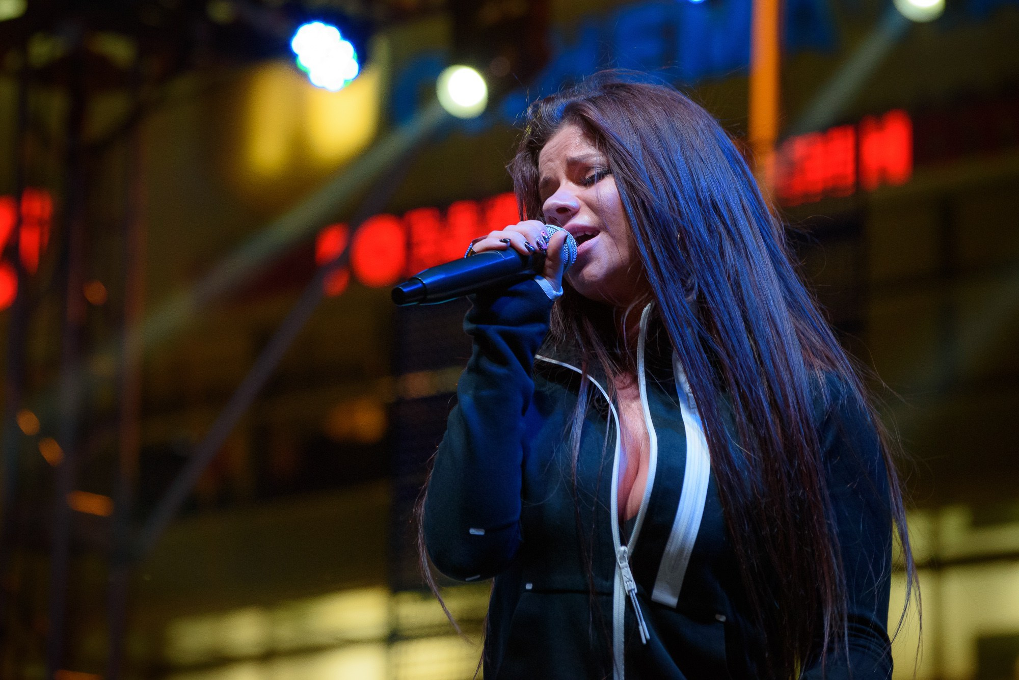 Концерт Бьянки и группы «Staffles». Репортажный и концертный фотограф в Волгограде Павел Панько