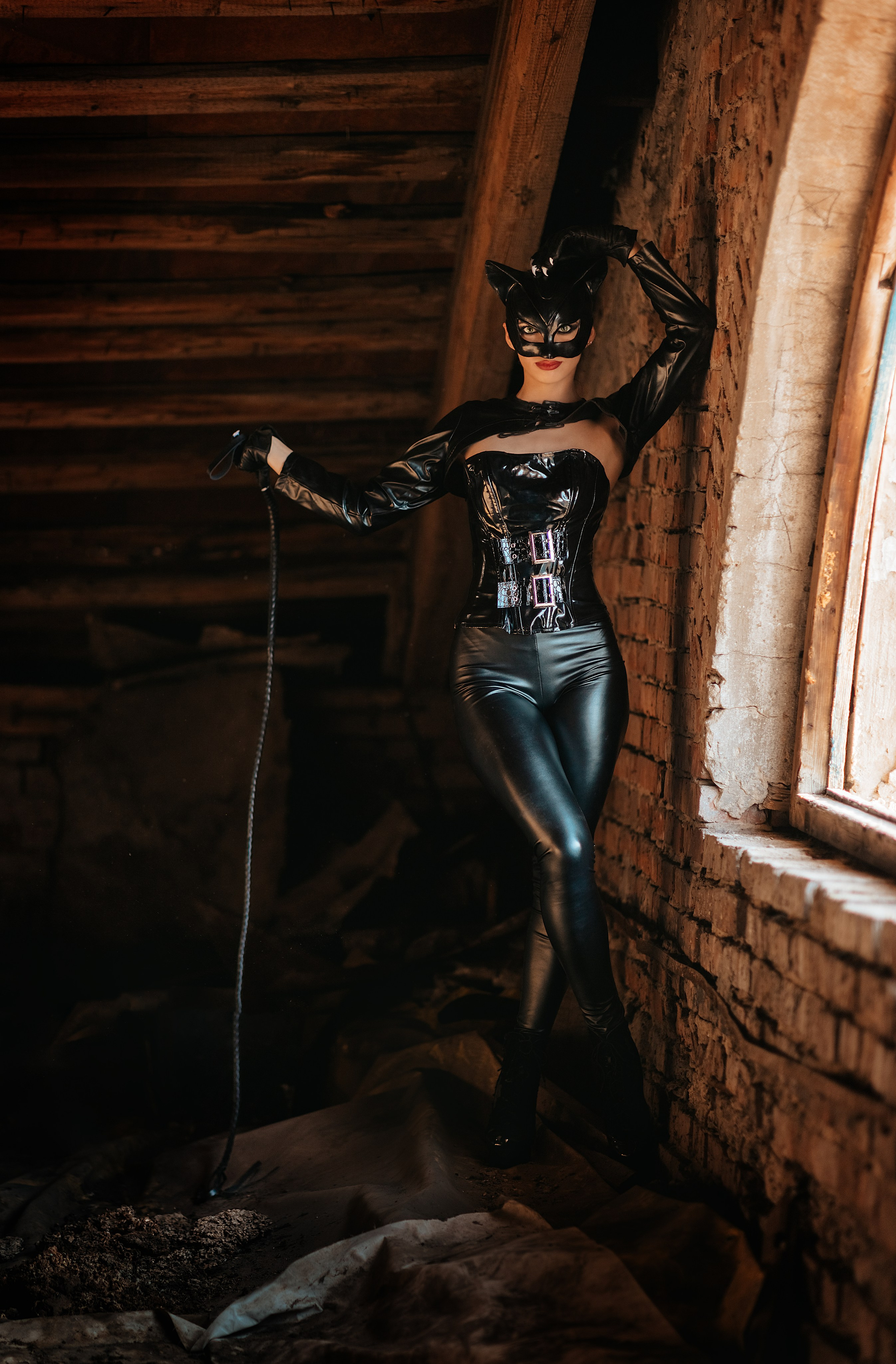 Женщина-кошка