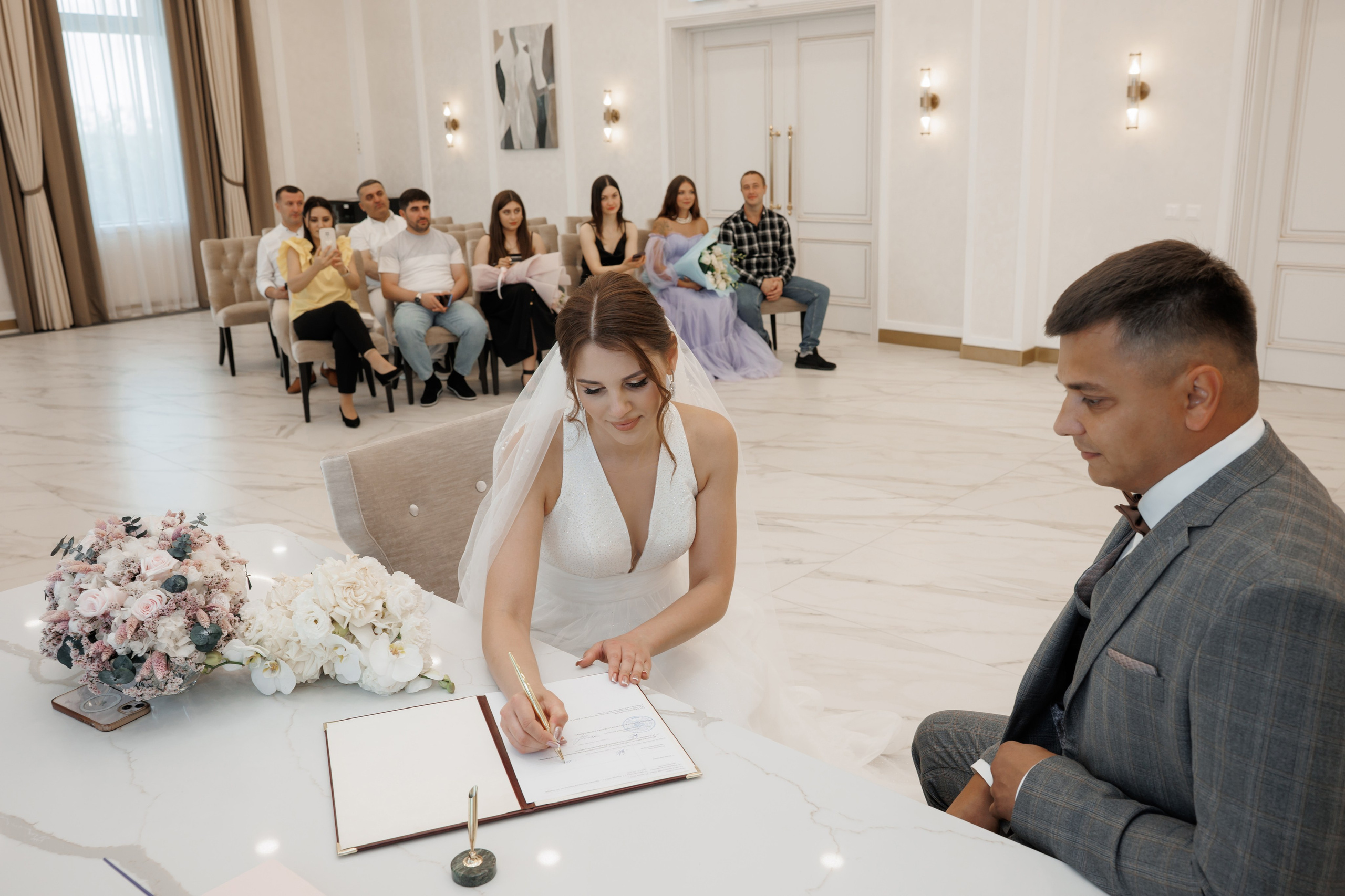 ЗАГС Бутово и Остафьево. Свадебный и репортажный фотограф (Москва, Королев и другие)