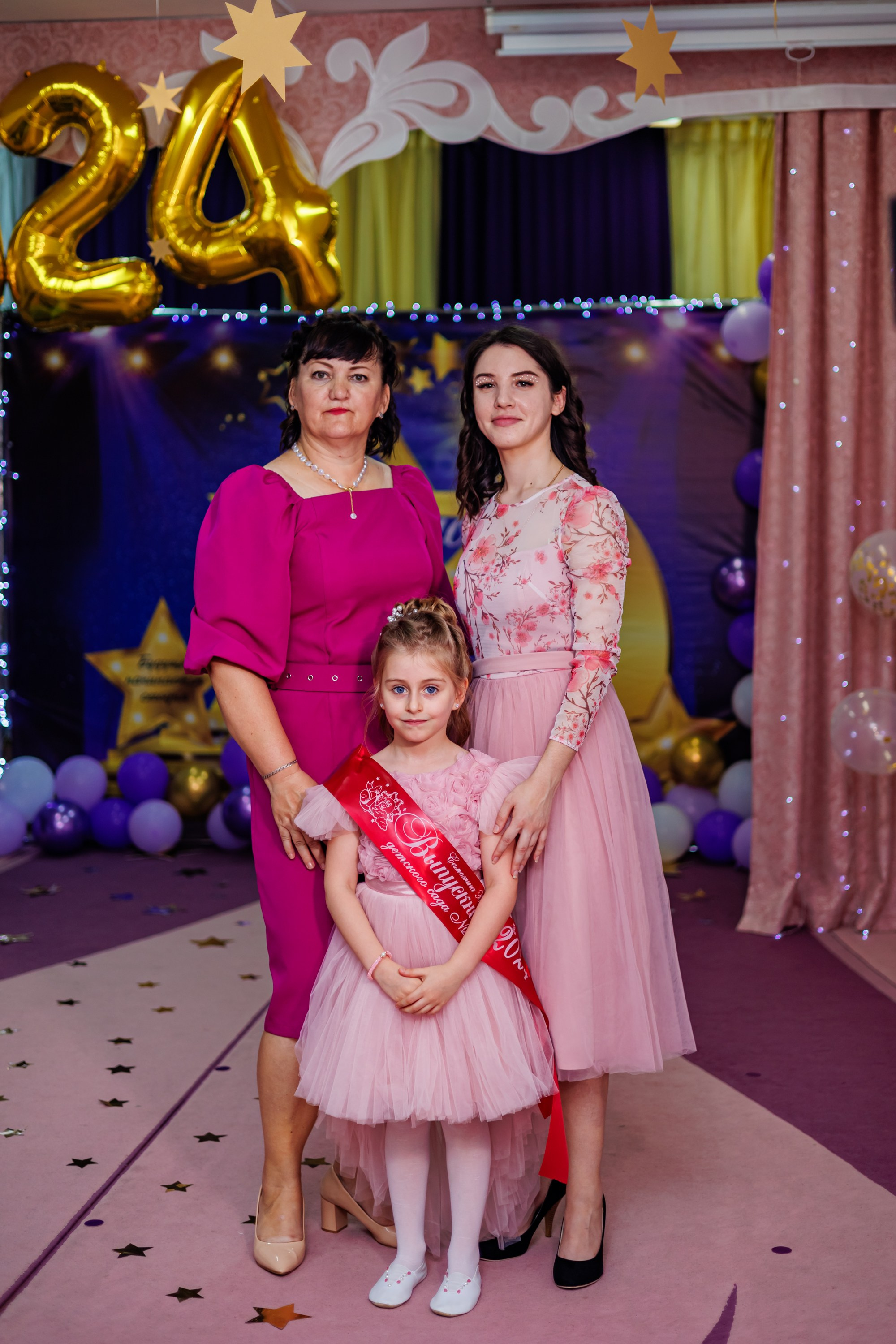 Выпускной в саду 2024. Свадебный и семейный фотограф в Армавире