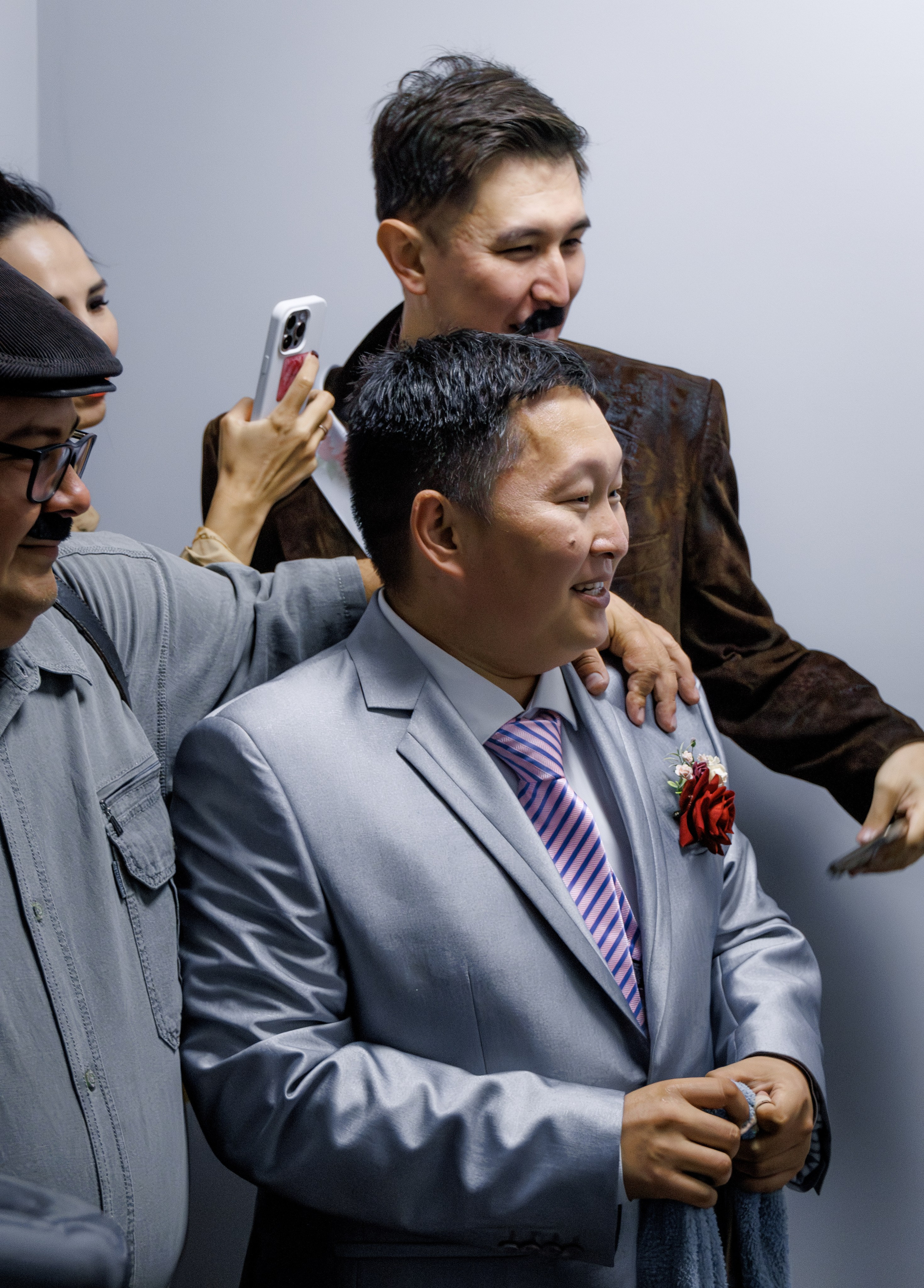 КОРОТКО И ЯСНО — ГОРЬКО!. Свадебный фотограф в Иркутске Бобылев Никита