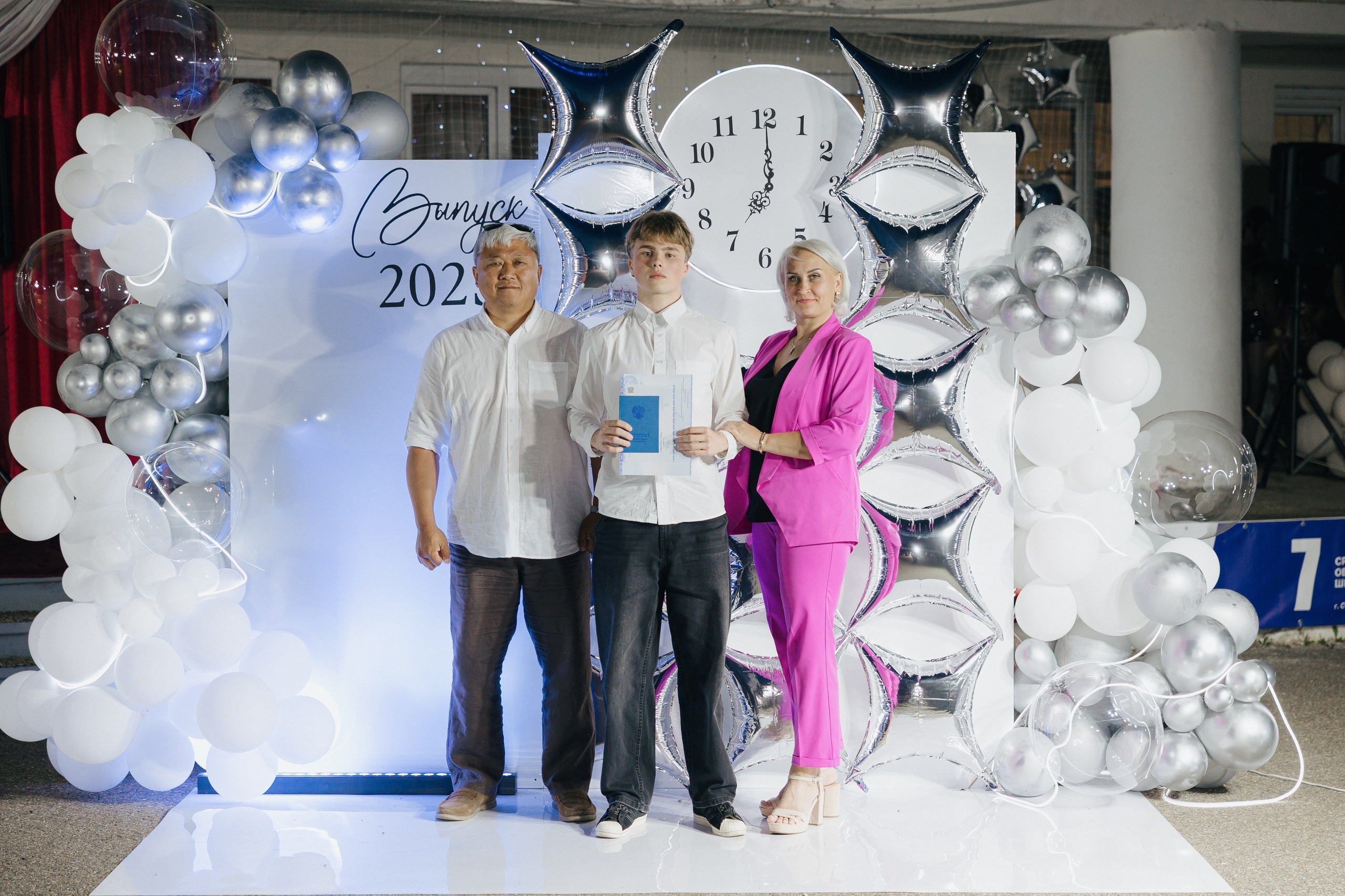 Вручение аттестатов. Свадебный фотограф Роман Еремеев