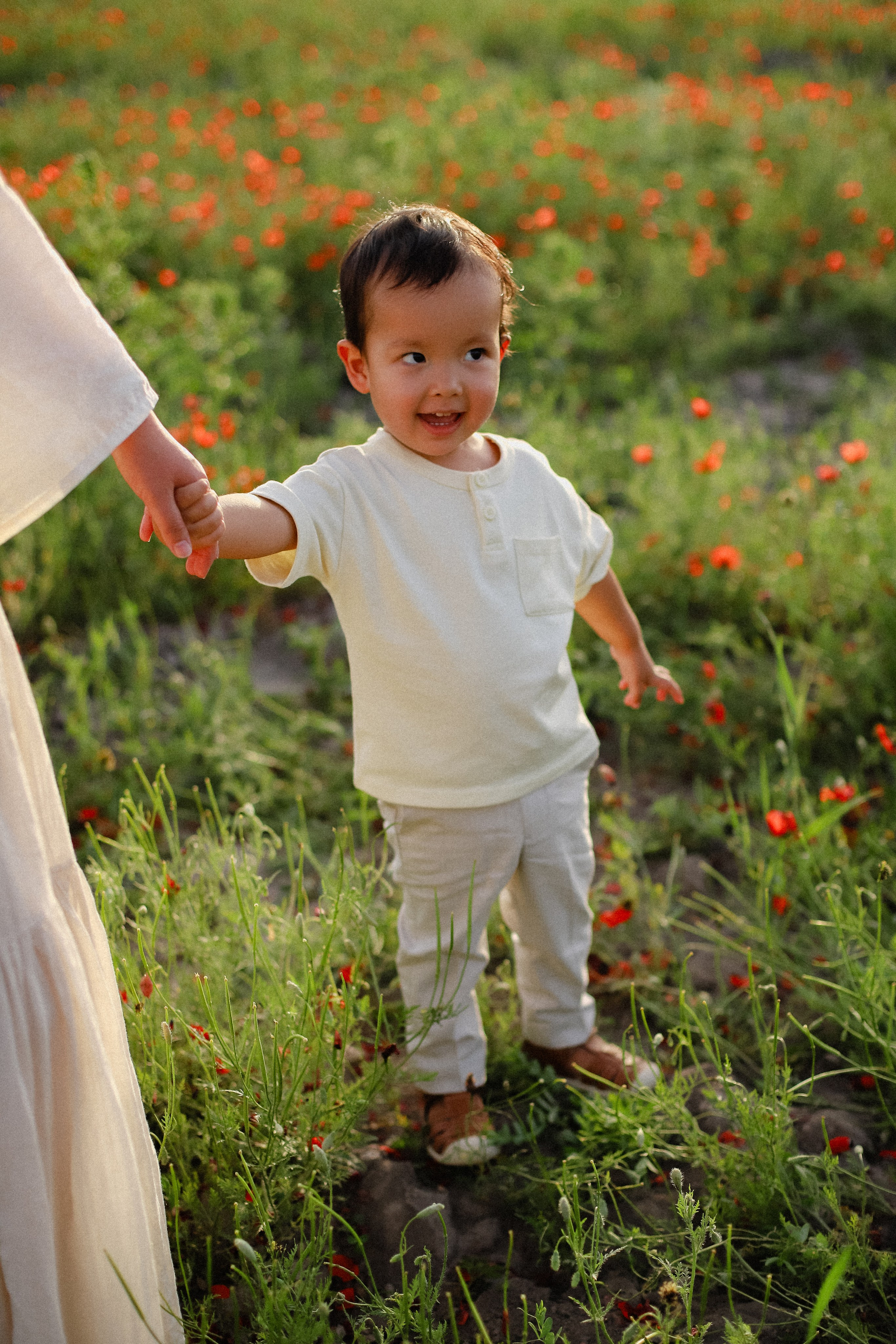 В маках. Фотограф в Алматы и Москве Даша Пушкина