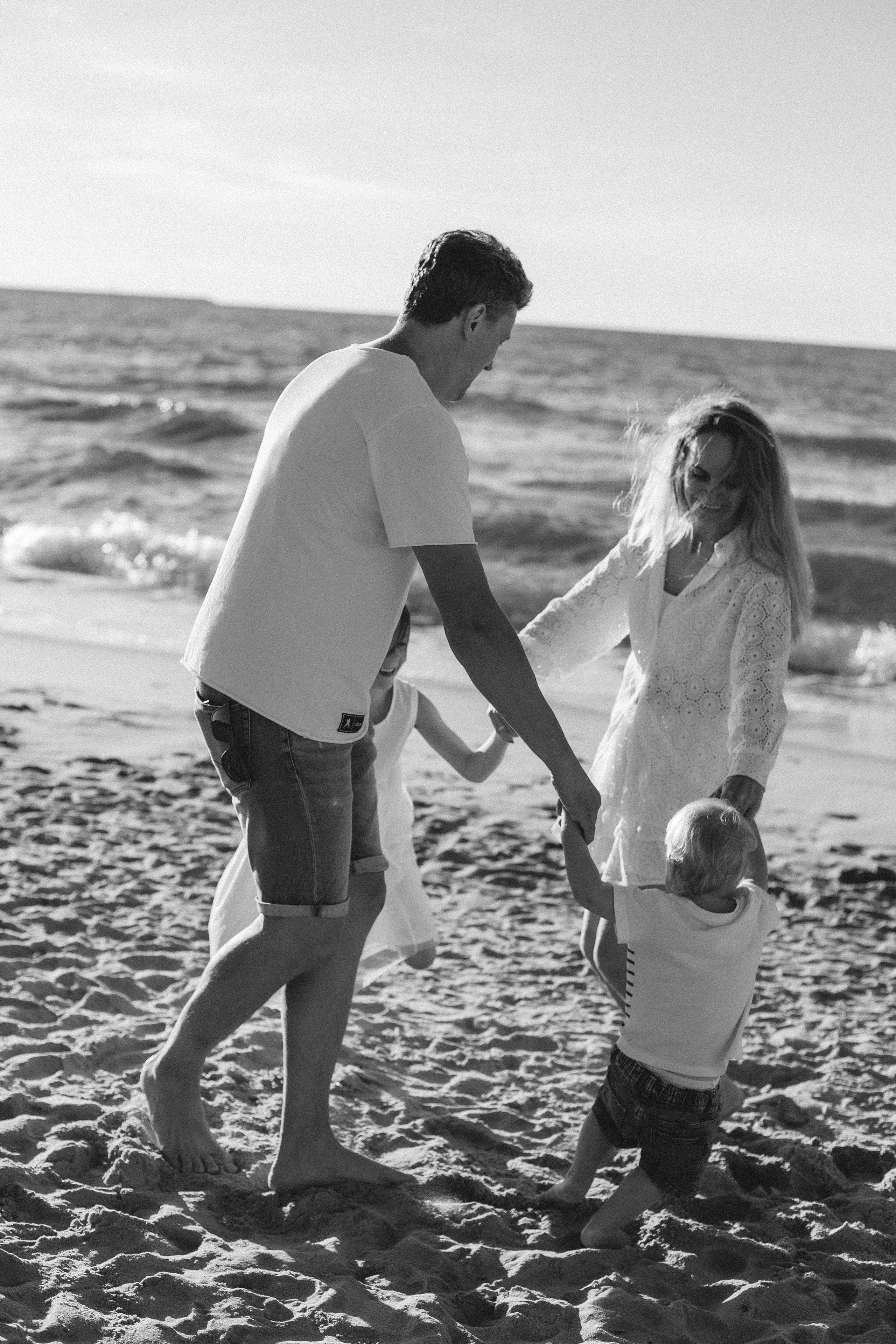 Иван, Ирина, Варя и Гордей. Малиновка. Фотограф в Калининграде Решетникова Алина