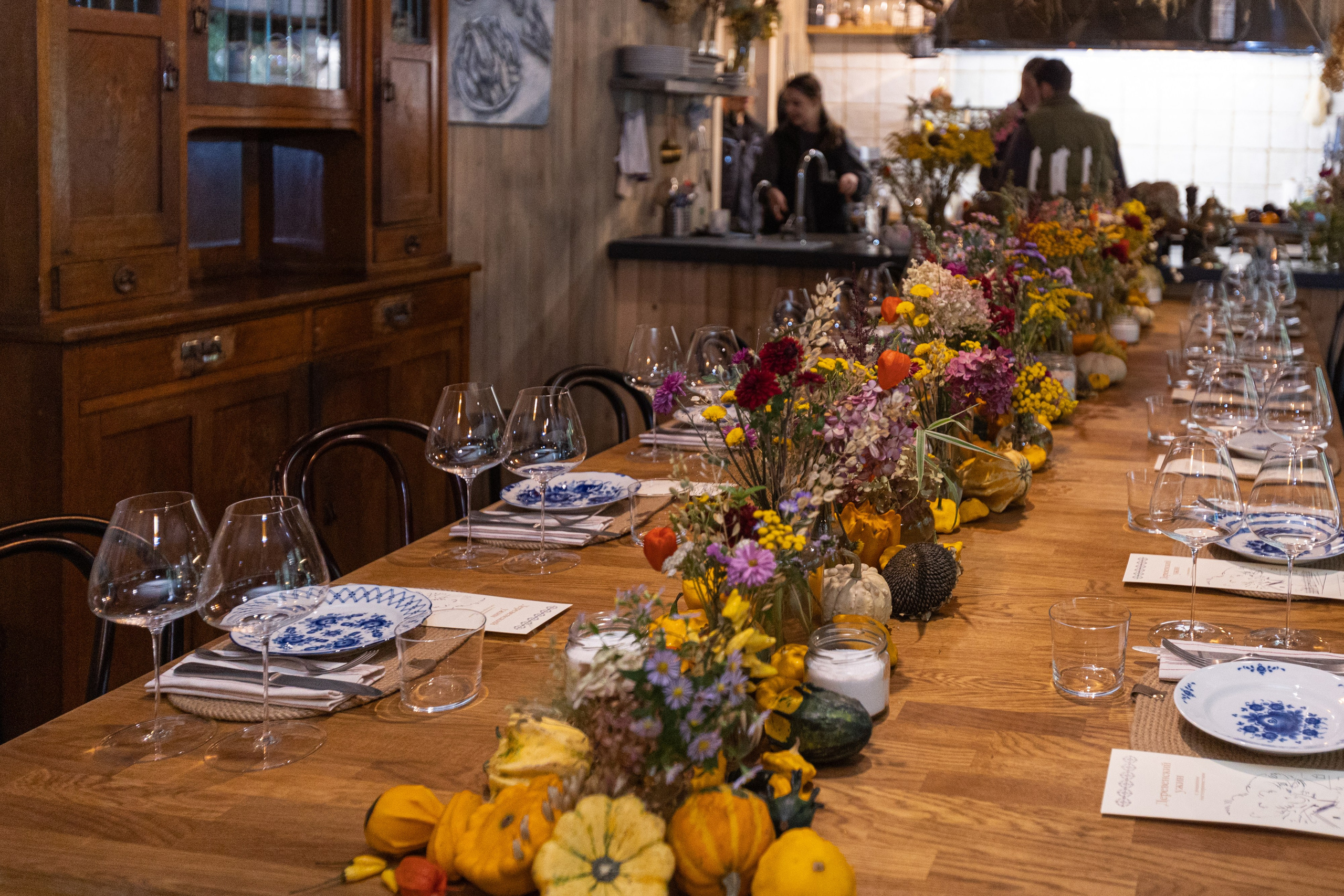 B U R G U N D Y. H O M E