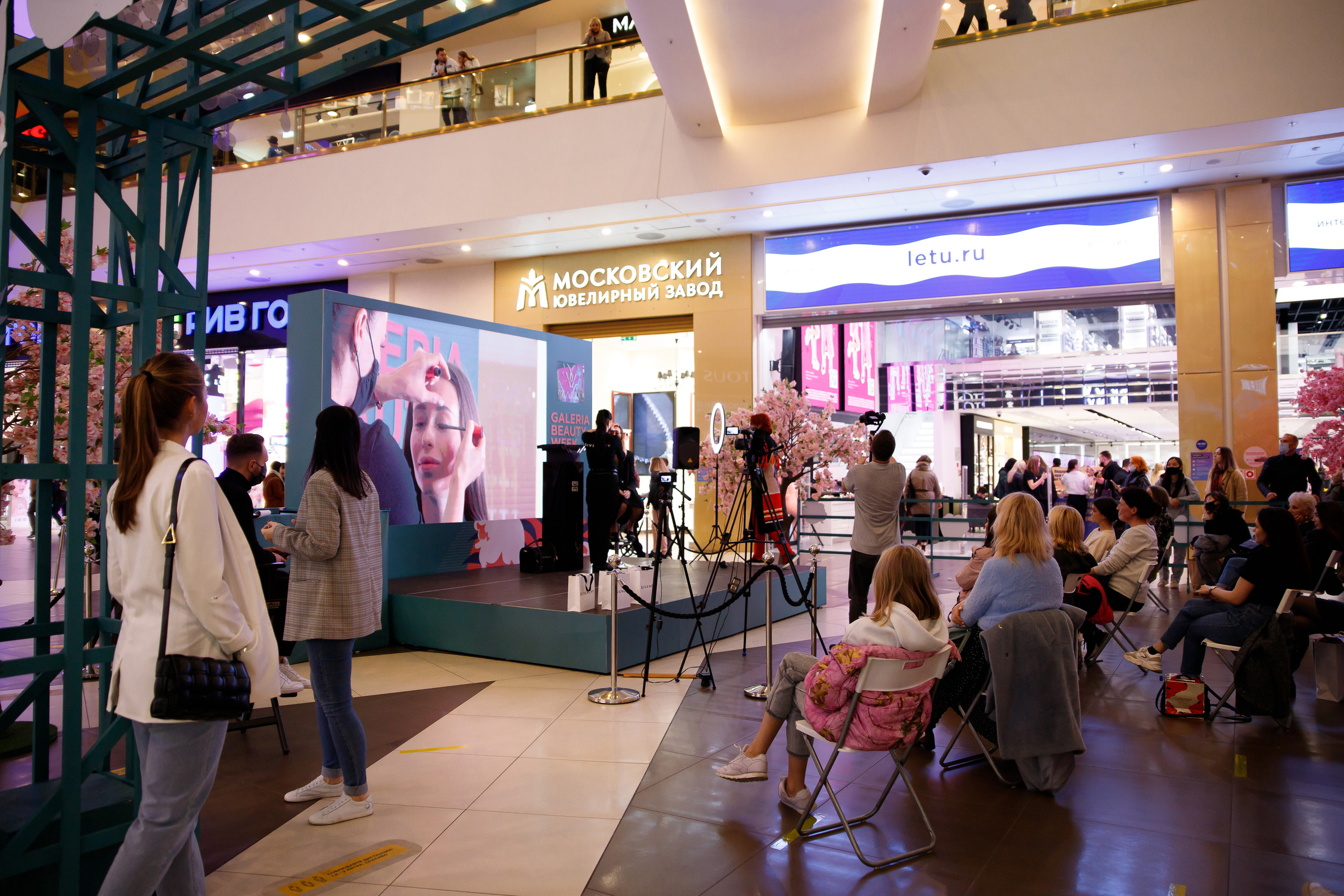 GIVENCHY. Портретный и репортажный фотограф Марина Кузьмина