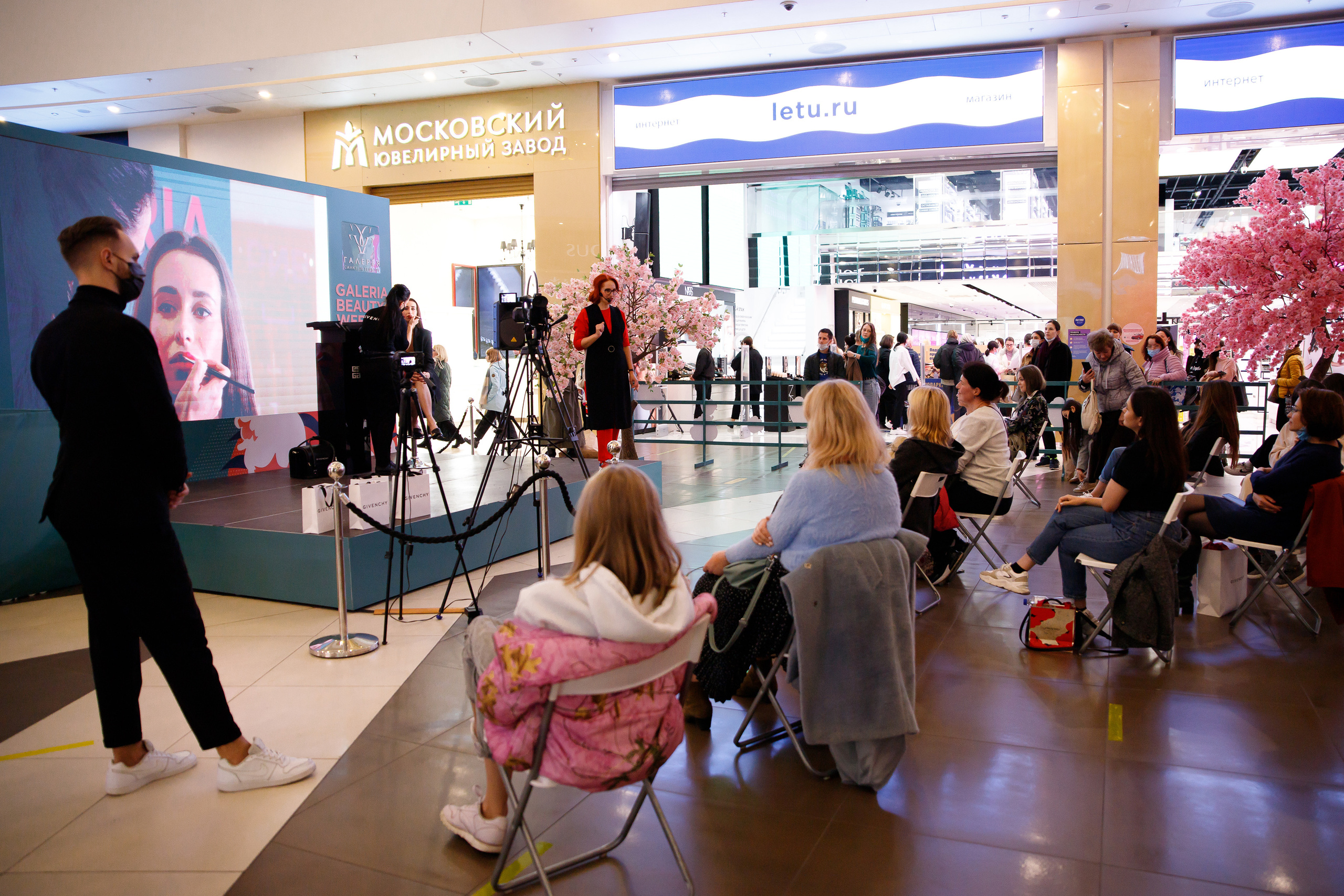 GIVENCHY. Портретный и репортажный фотограф Марина Кузьмина