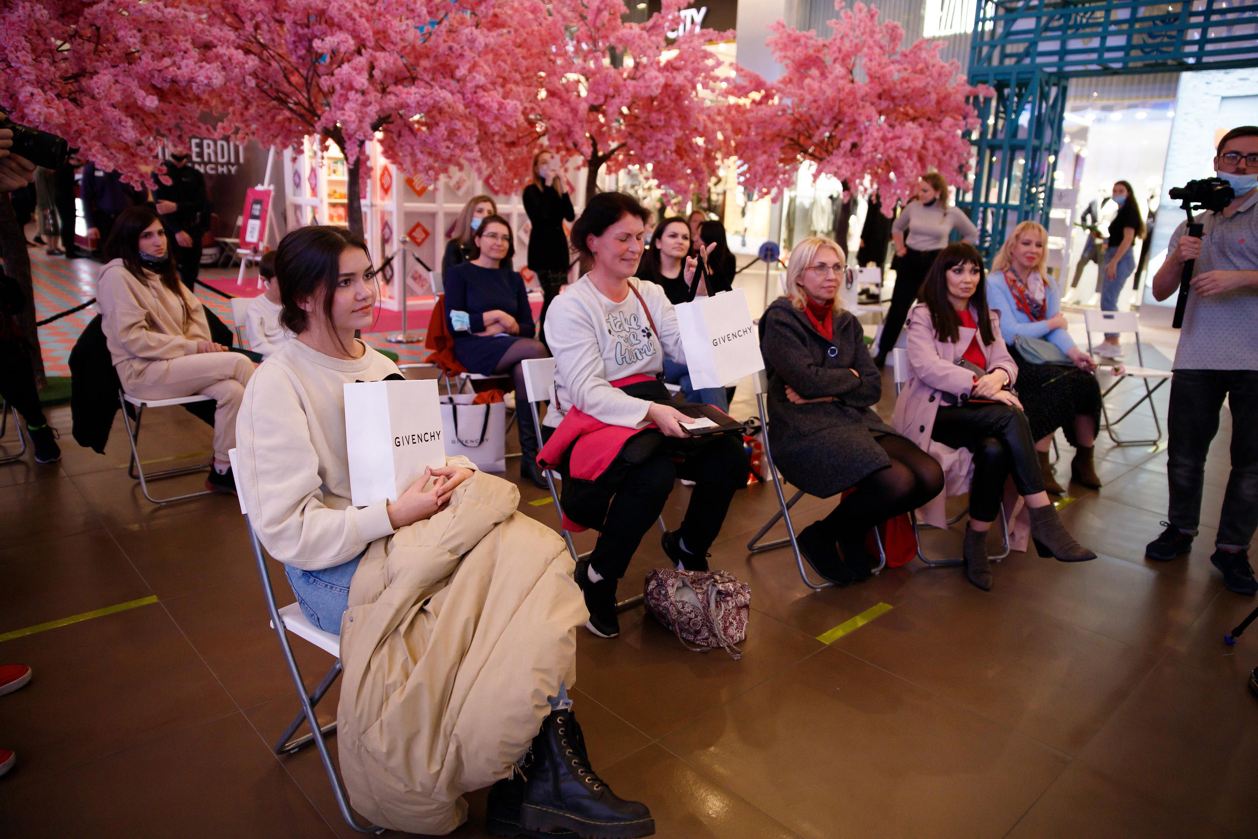 GIVENCHY. Портретный и репортажный фотограф Марина Кузьмина