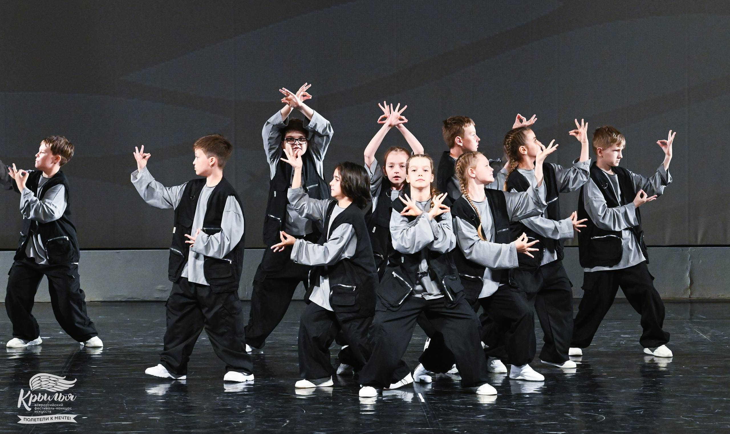 04.06.2025 Всероссийский фестиваль-конкурс искусств «Крылья» г. Санкт- Петербург. Медиастудия Фото Концепт