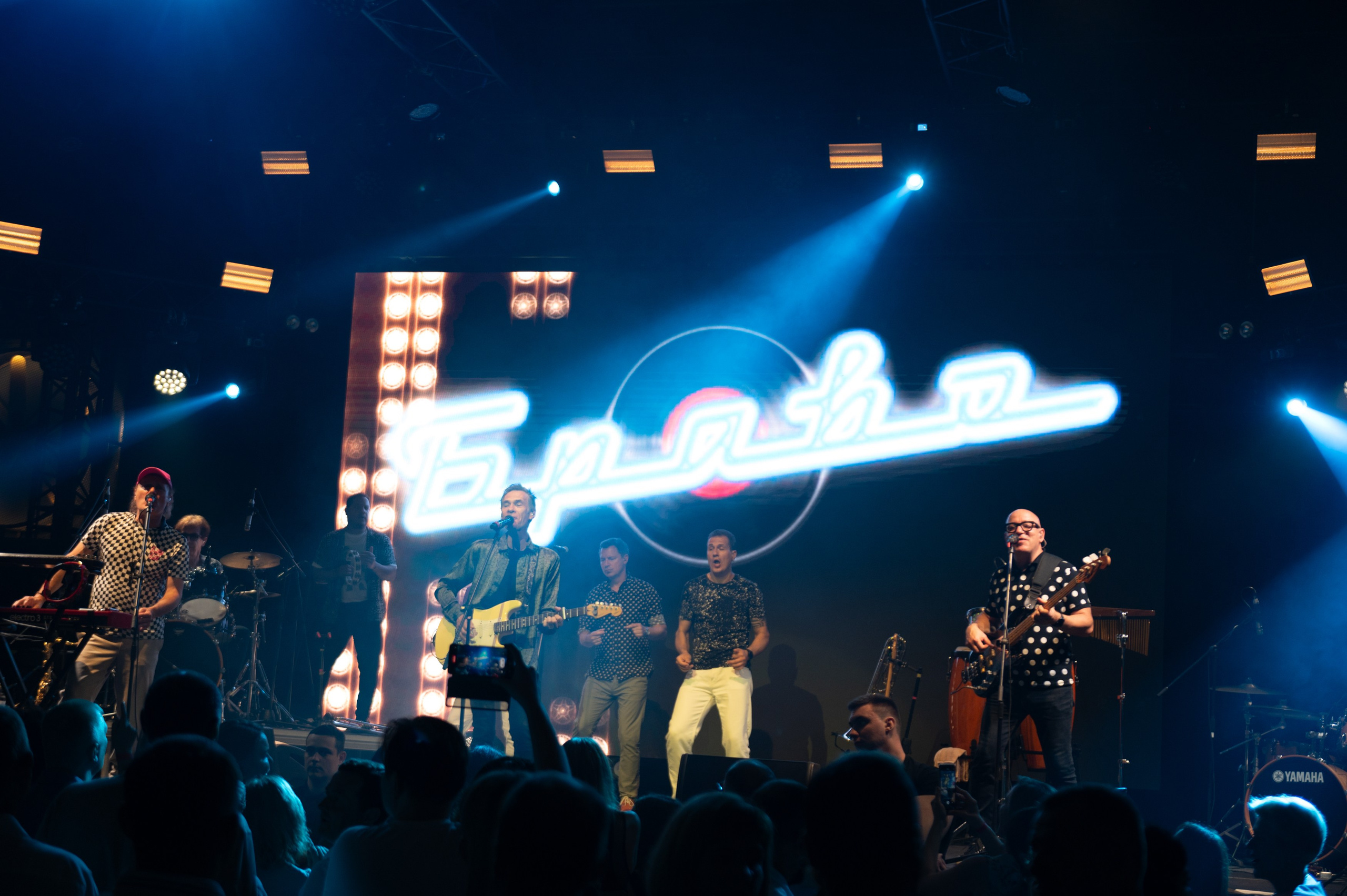 20 лет Дятьково мебель. Свадебный, семейный и репортажный фотограф. Брянск. Эльвира Голенкова