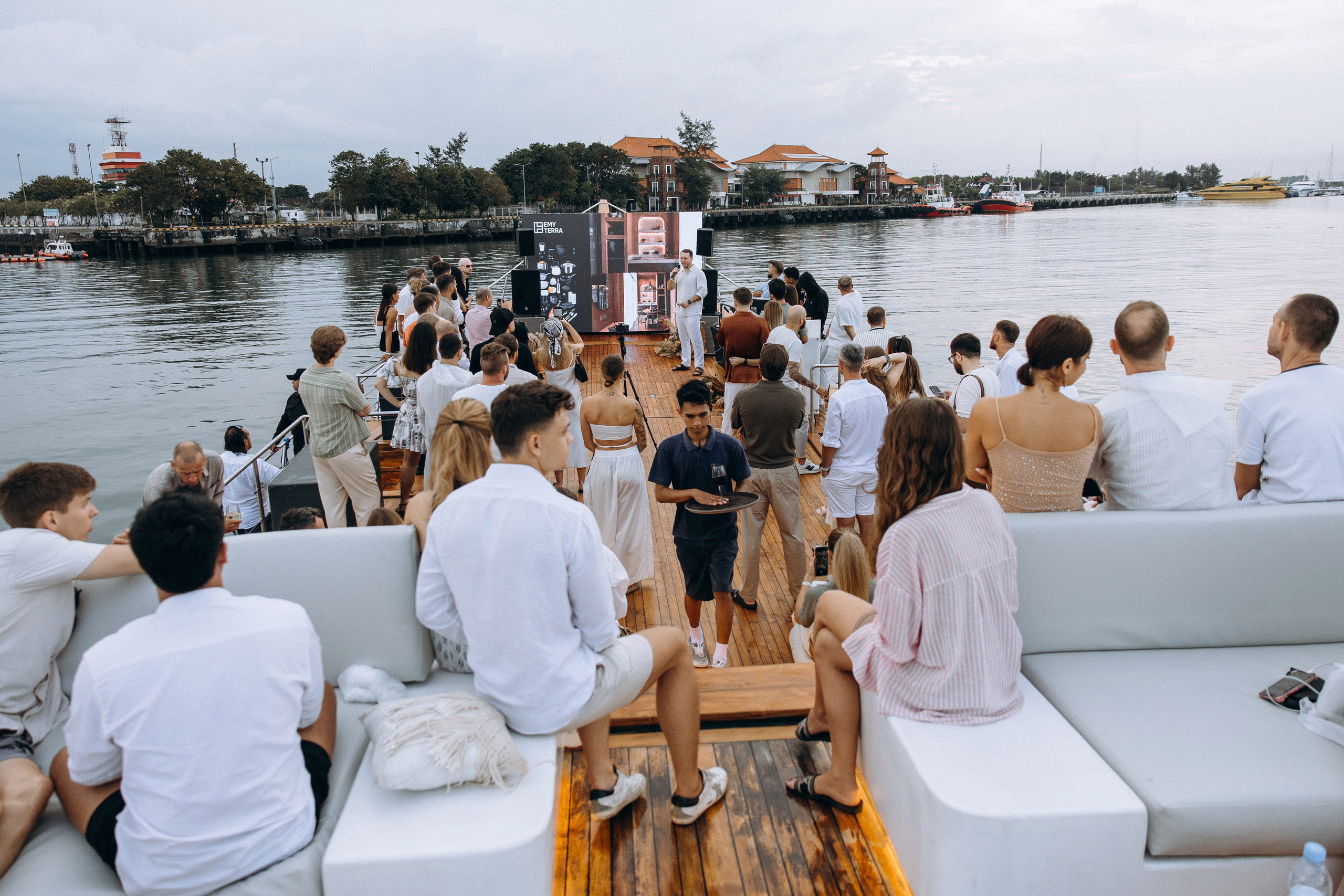 Репортажная съемка — портфолио фотографа на Бали. Профессиональный фотограф Нурмиева Вероника