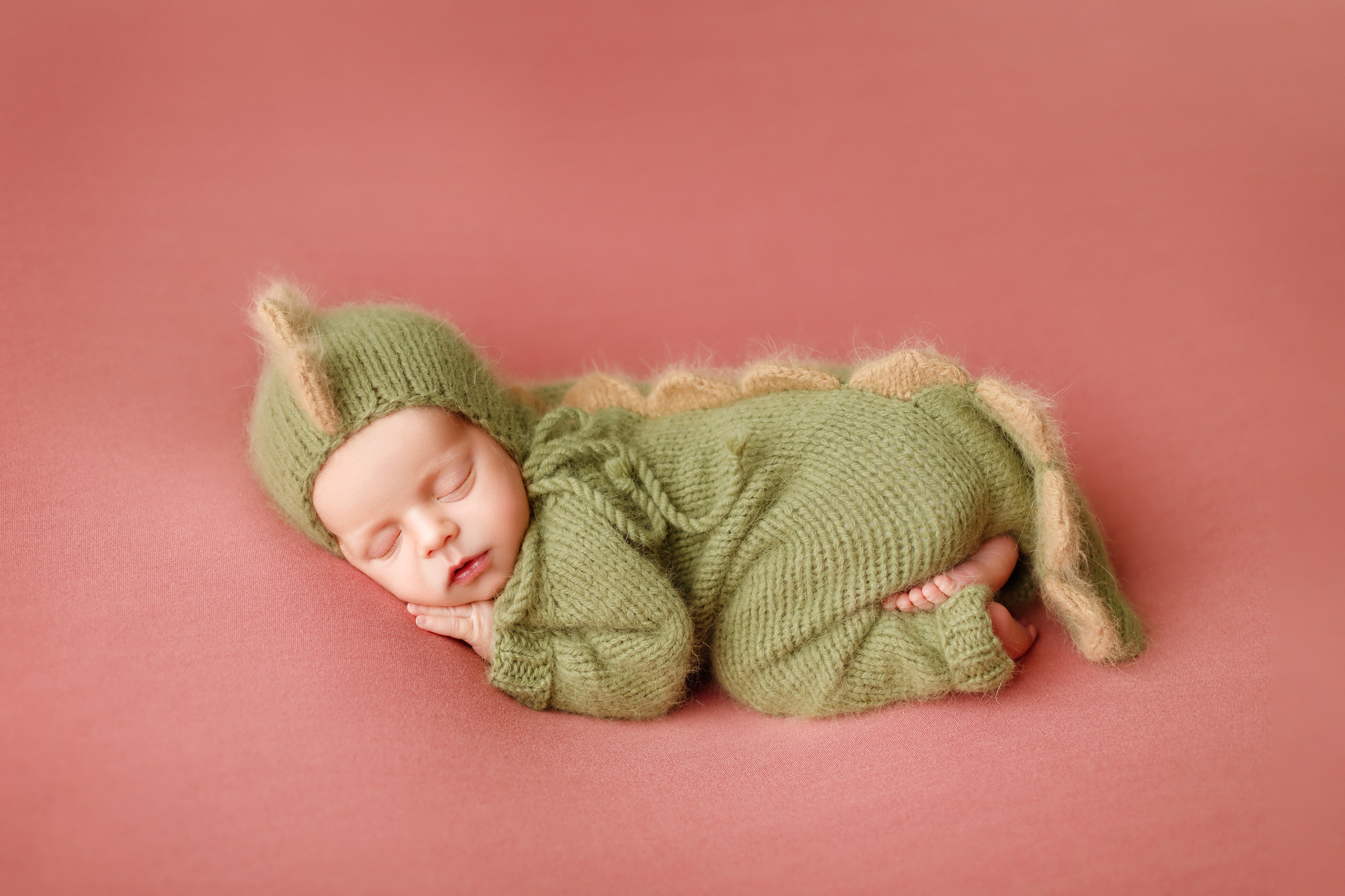 Новорожденные (5-14 дней). Фотограф новорождённых Ярославль. Детский и семейный фотограф Анна Салова