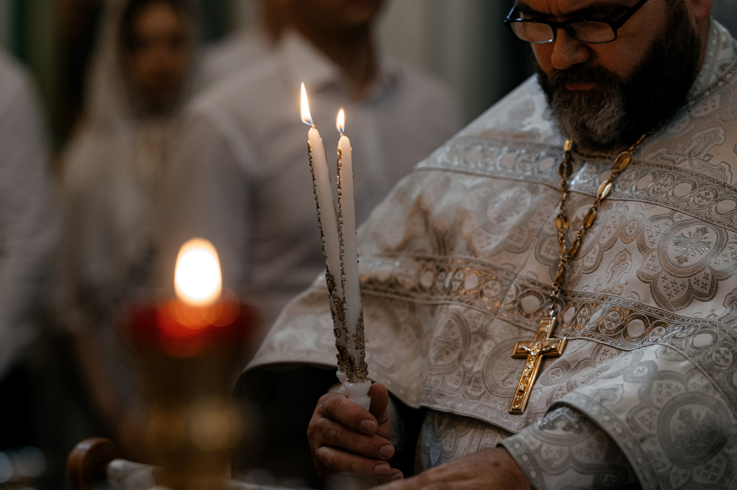 Свадьба с венчанием в Щелково. Прогулка в Гребнево, ресторан Кинза, отель Премиум. Свадебный и семейный фотограф Виктория Носачёва. Щелково, Москва и МО