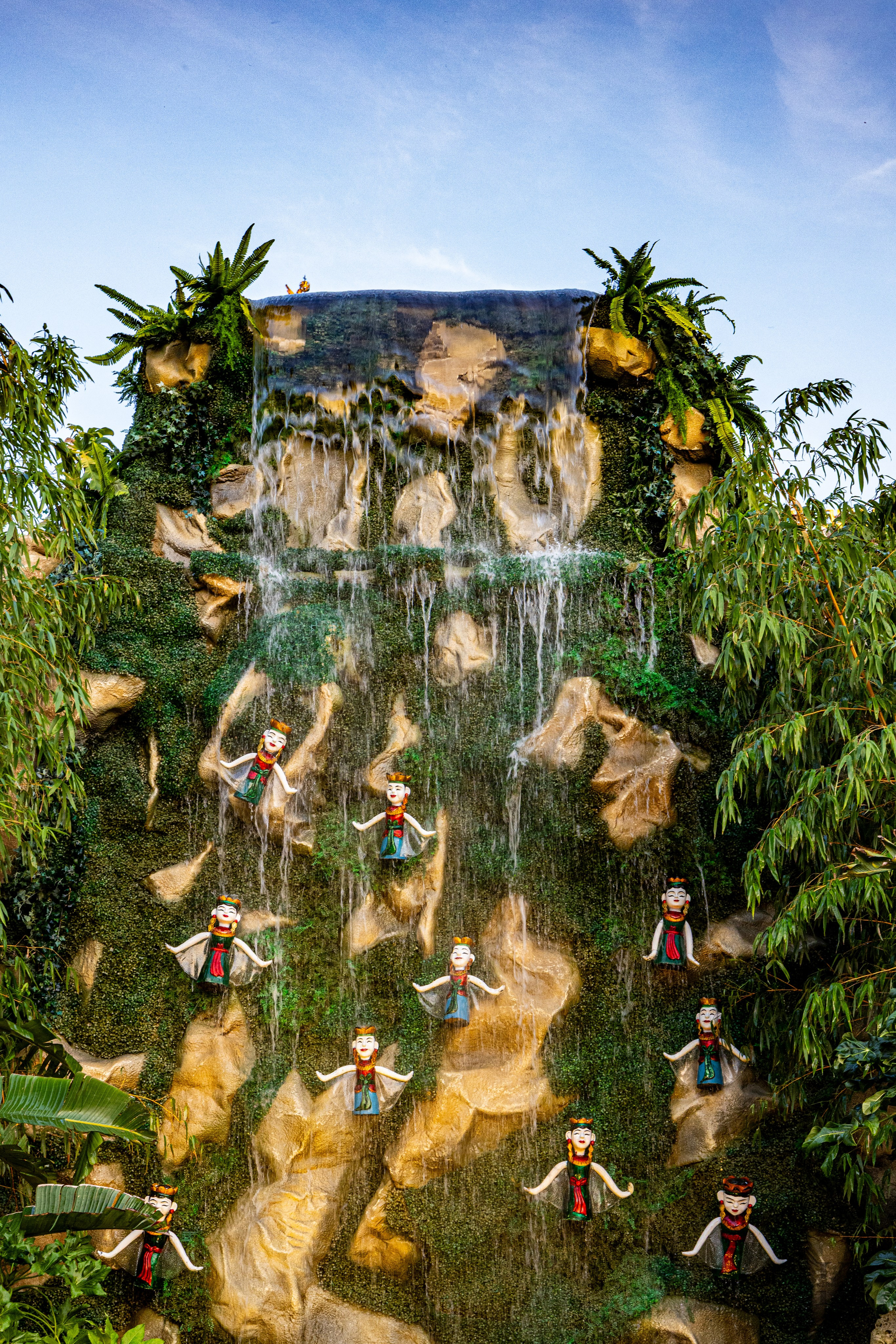 Москва. Август 2025 года. Кузнецкий мост. Люди, детали. Фотографирую жизнь! Московский фотограф волонтер