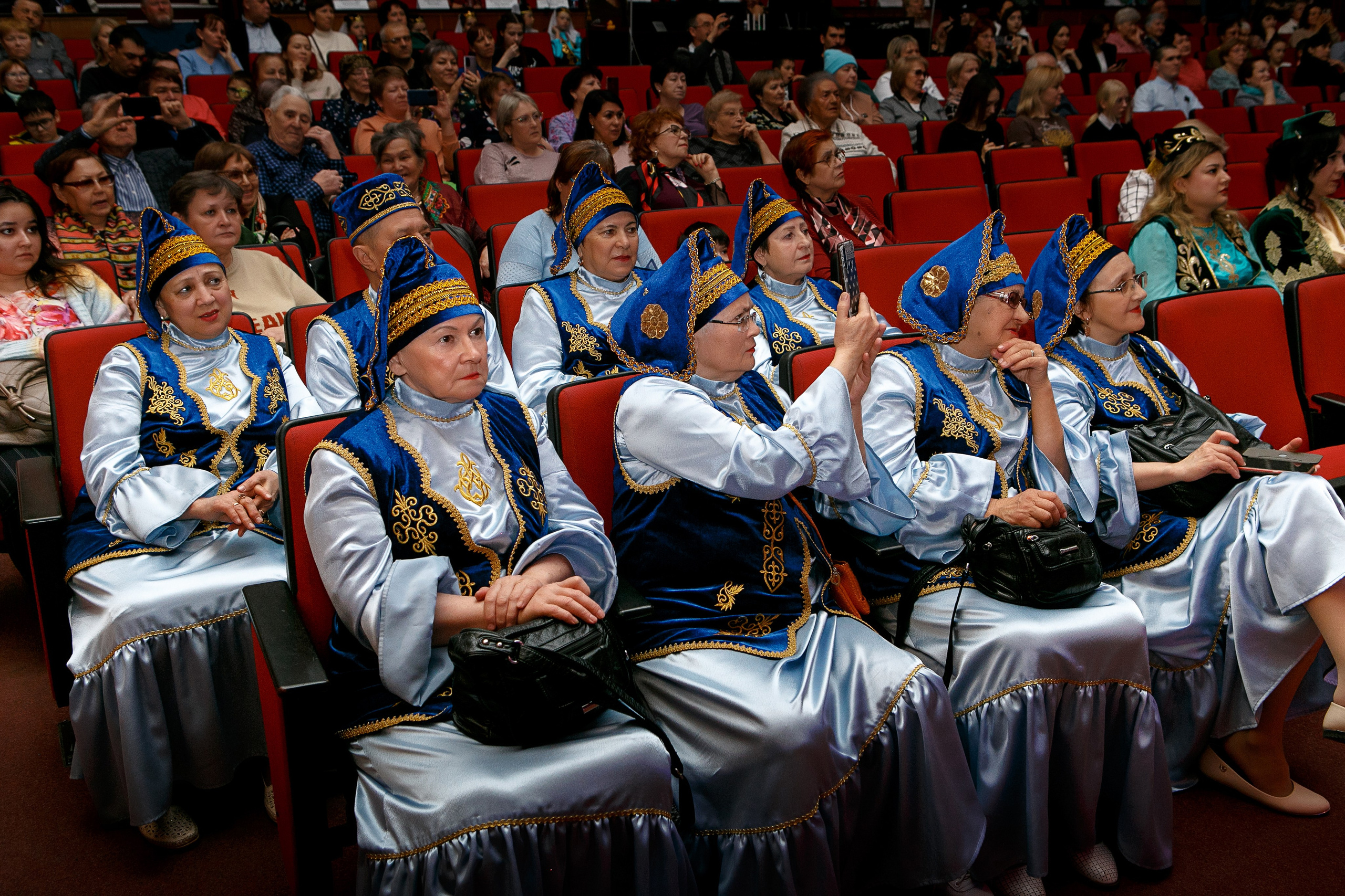 Межрегиональный фестиваль «Сибирские звезды». Контент фотограф, съемка для маркетплейсов, фуд съемка и репортажи в Новосибирске Ралия Галеева