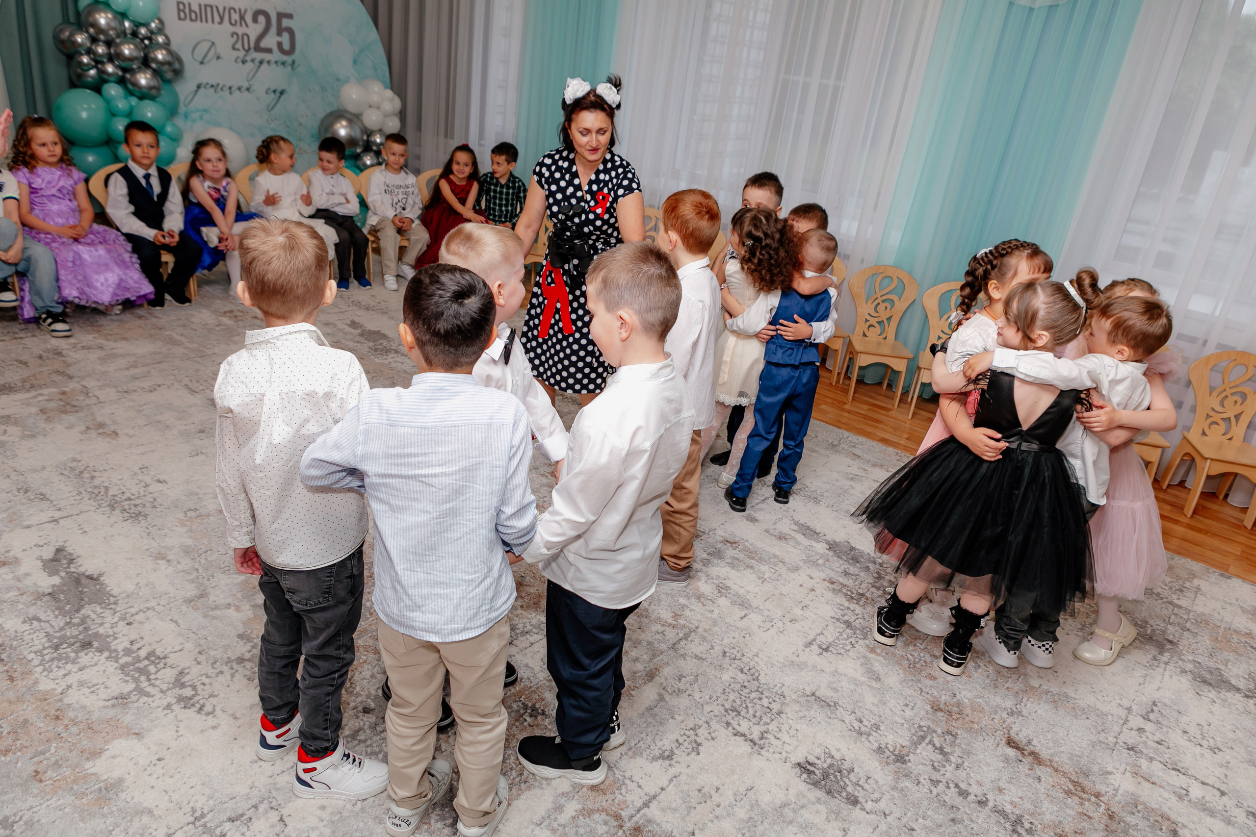 ВЫПУСКНОЙ ДЕТСКИЙ САД. Контент фотограф, съемка для маркетплейсов, фуд съемка и репортажи в Новосибирске Ралия Галеева