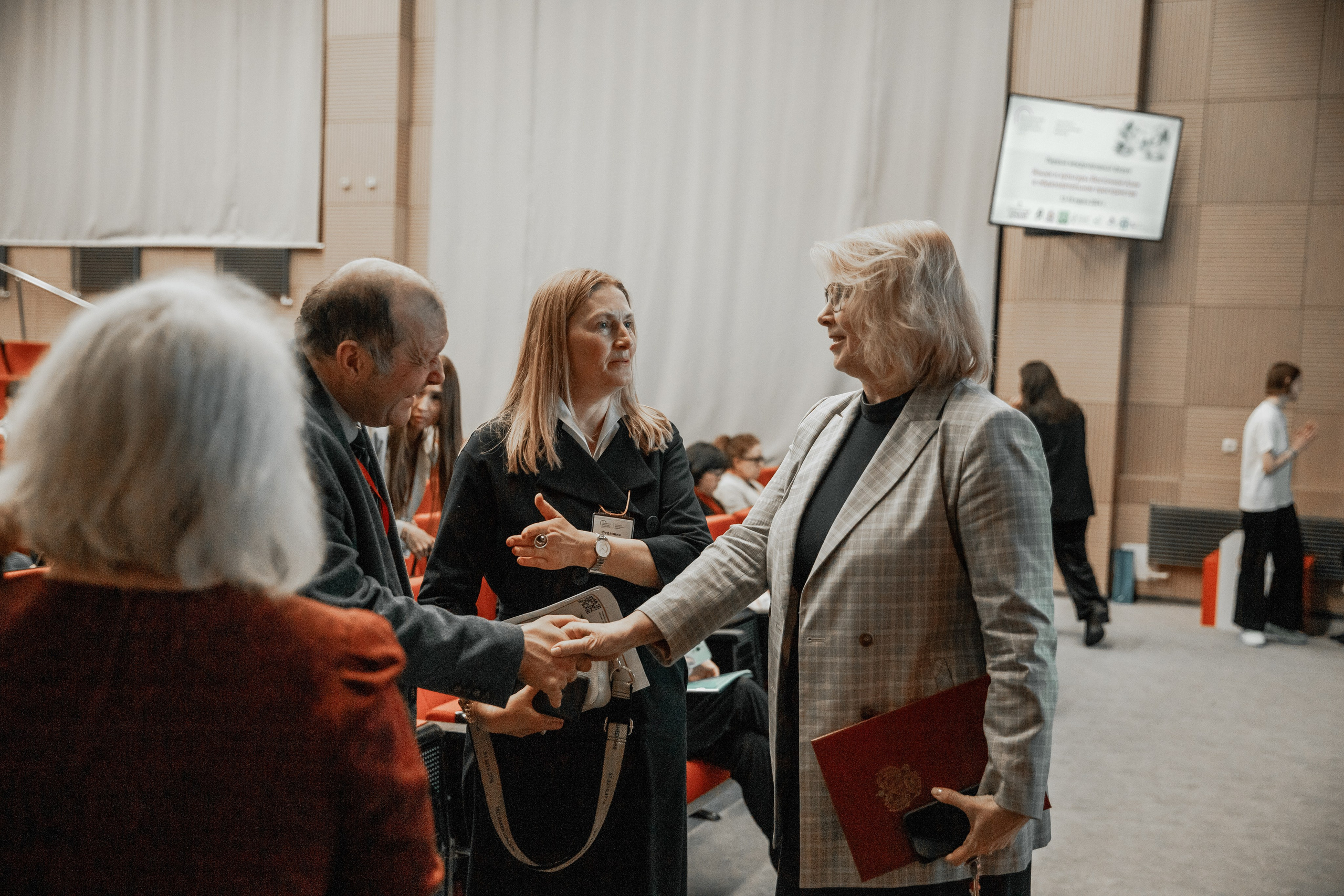 Международный Форум | Языки и Культуры Восточной Азии в Образовательном Пространстве. Фотограф брендов и бизнеса в Москве Алексей Сентюрин