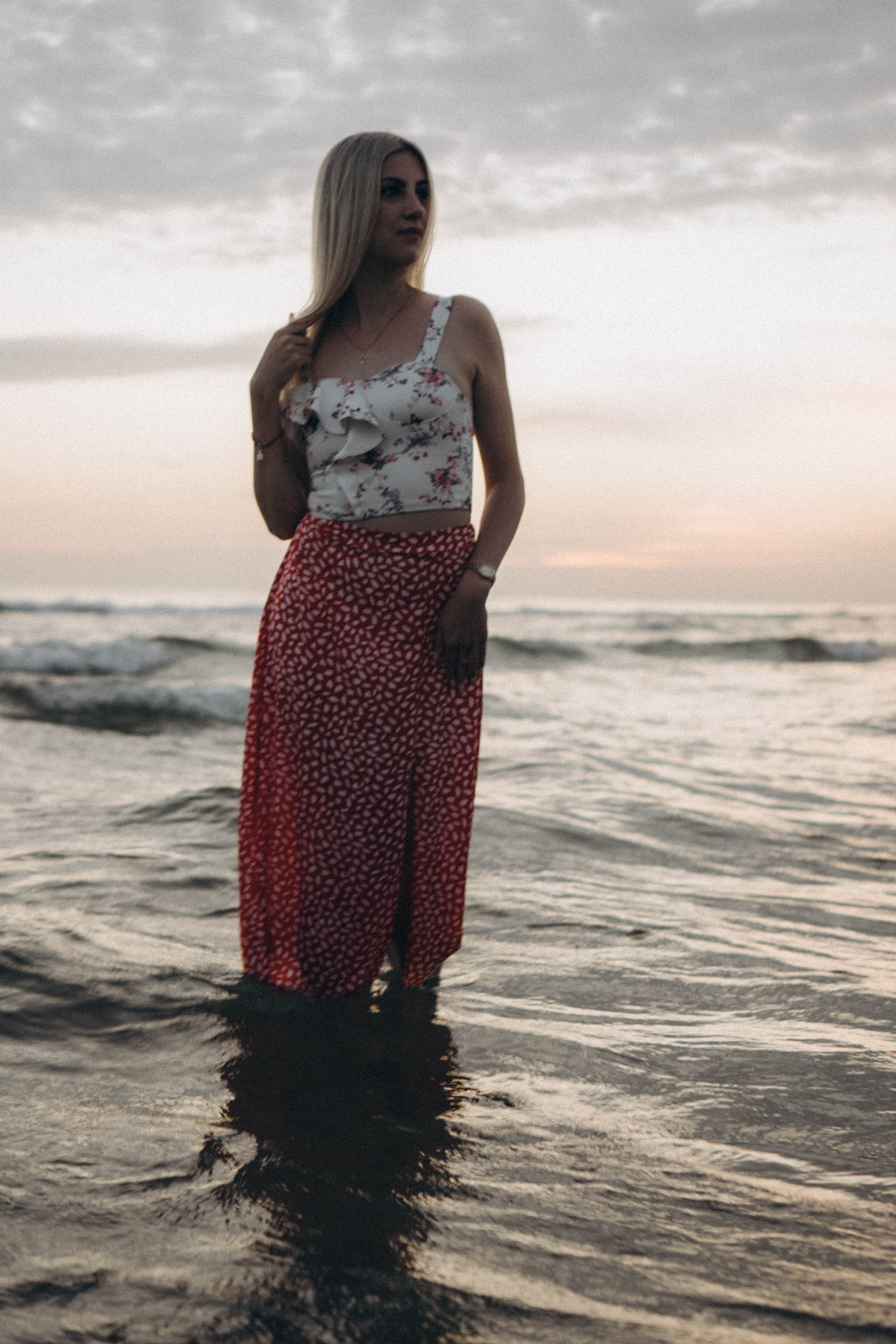 Июльский вечер на берегу черного моря. Профессиональный фотограф, Санкт-Петербург — Виктория Богомолова