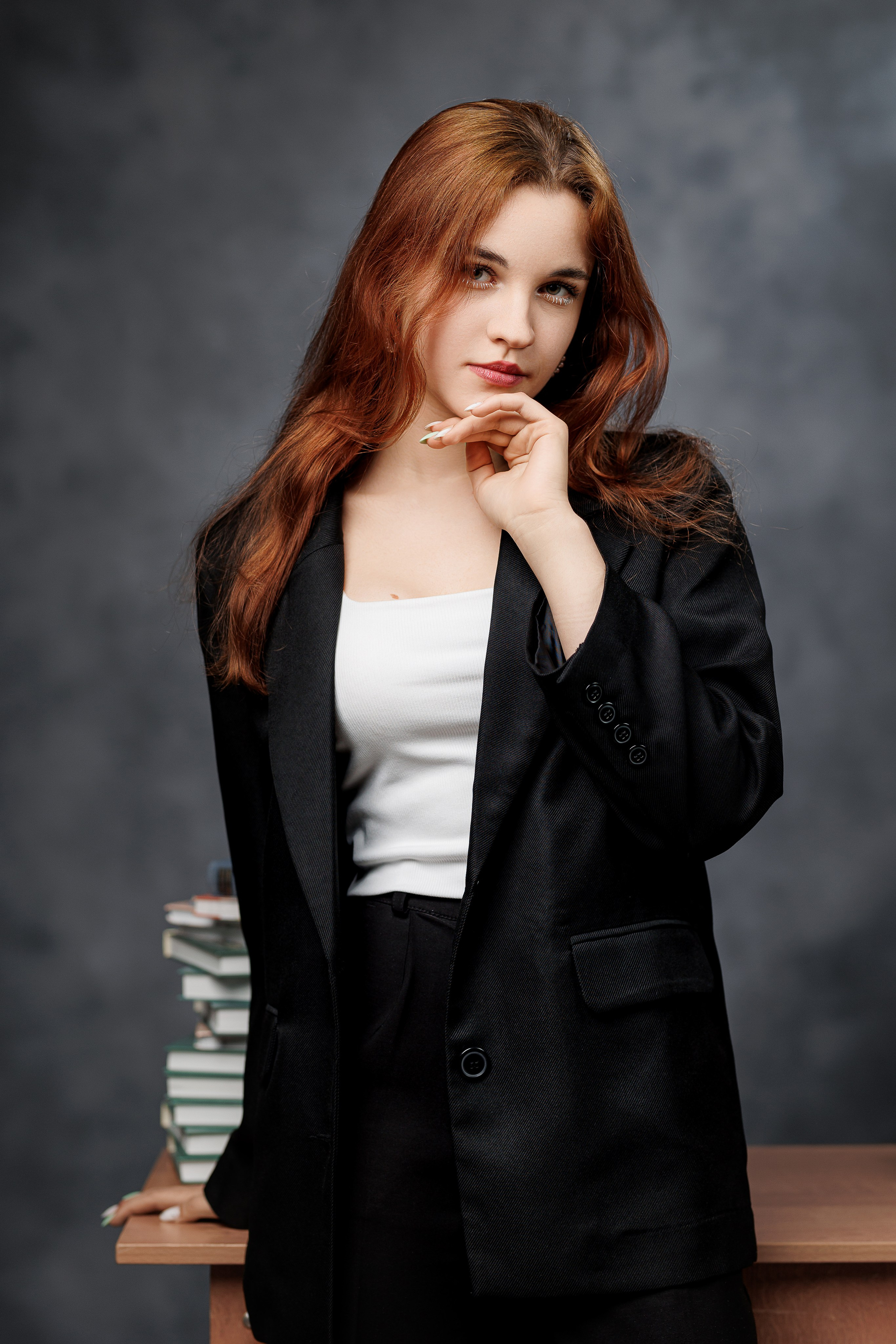 Портреты на однотонном фоне. Семейный и детский фотограф Комина Елена, Власиха, Одинцово