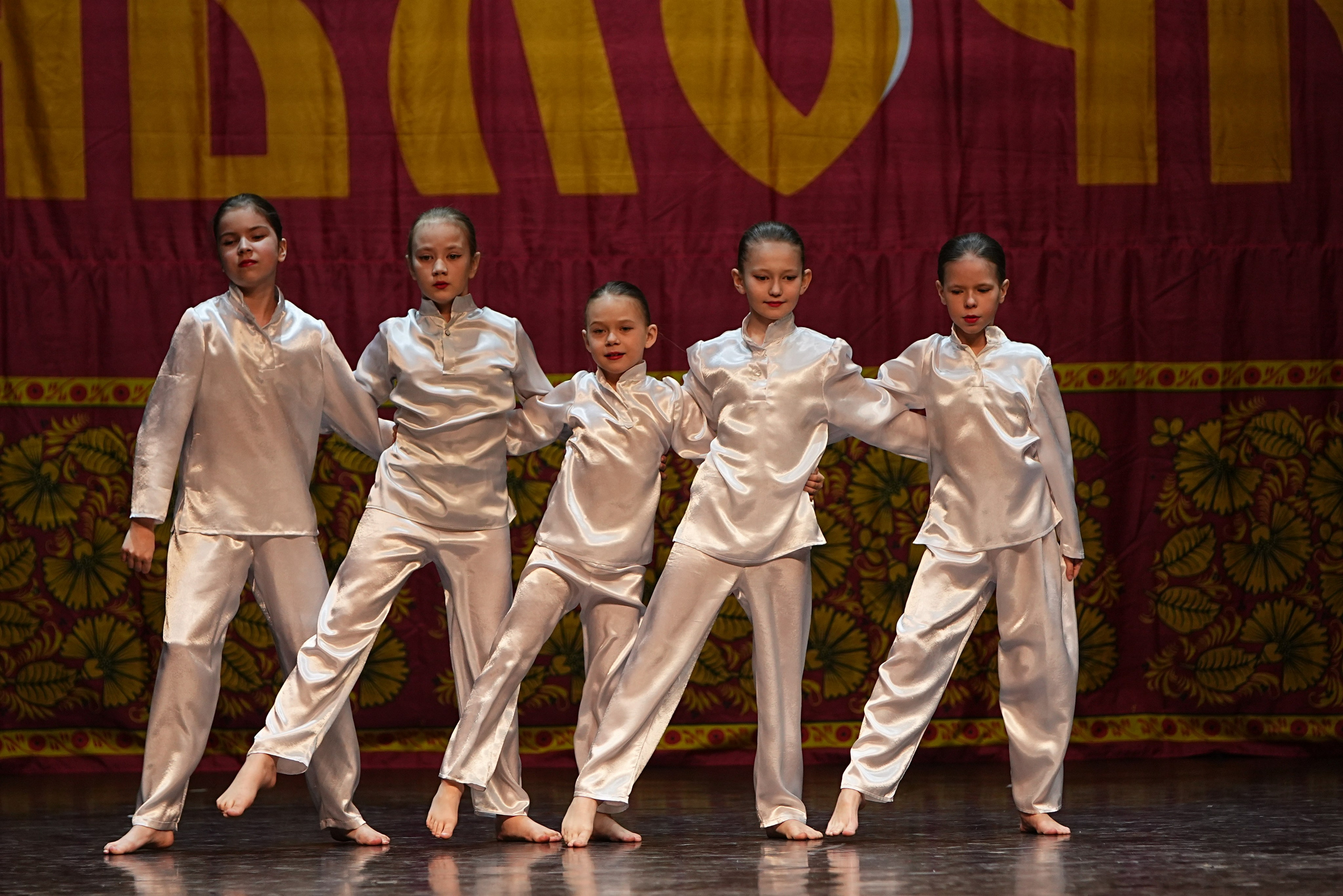 5 апреля, блок 1, г. Тверь. Золотое яблочко