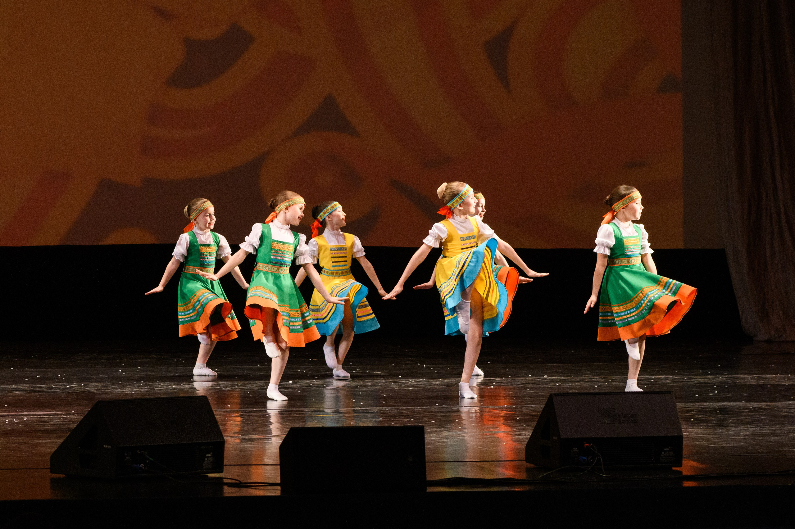 23 апреля, часть 2, БКЗ Октябрьский, г. Санкт-Петербург. Золотое яблочко