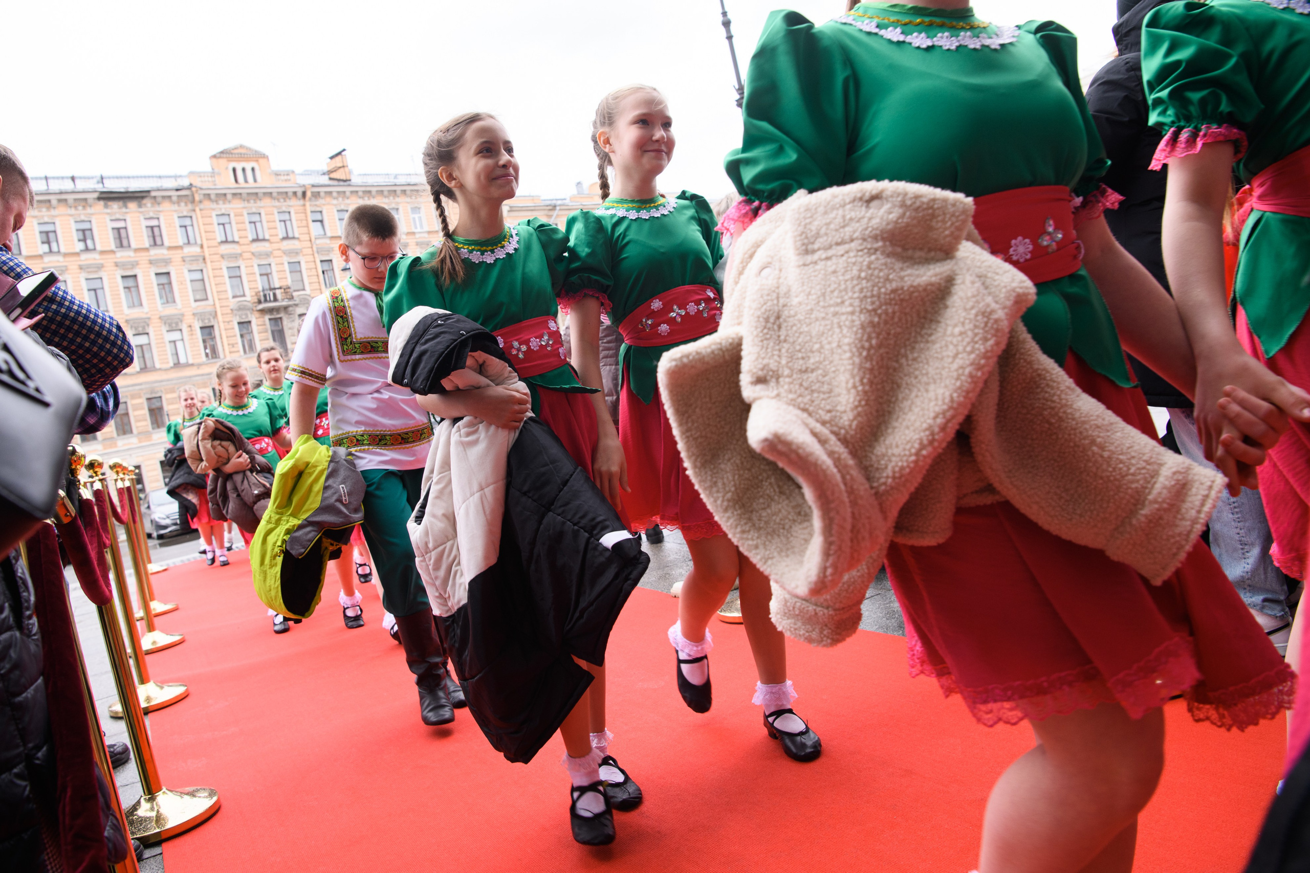 23 апреля, часть 1, БКЗ Октябрьский, г. Санкт-Петербург. Золотое яблочко