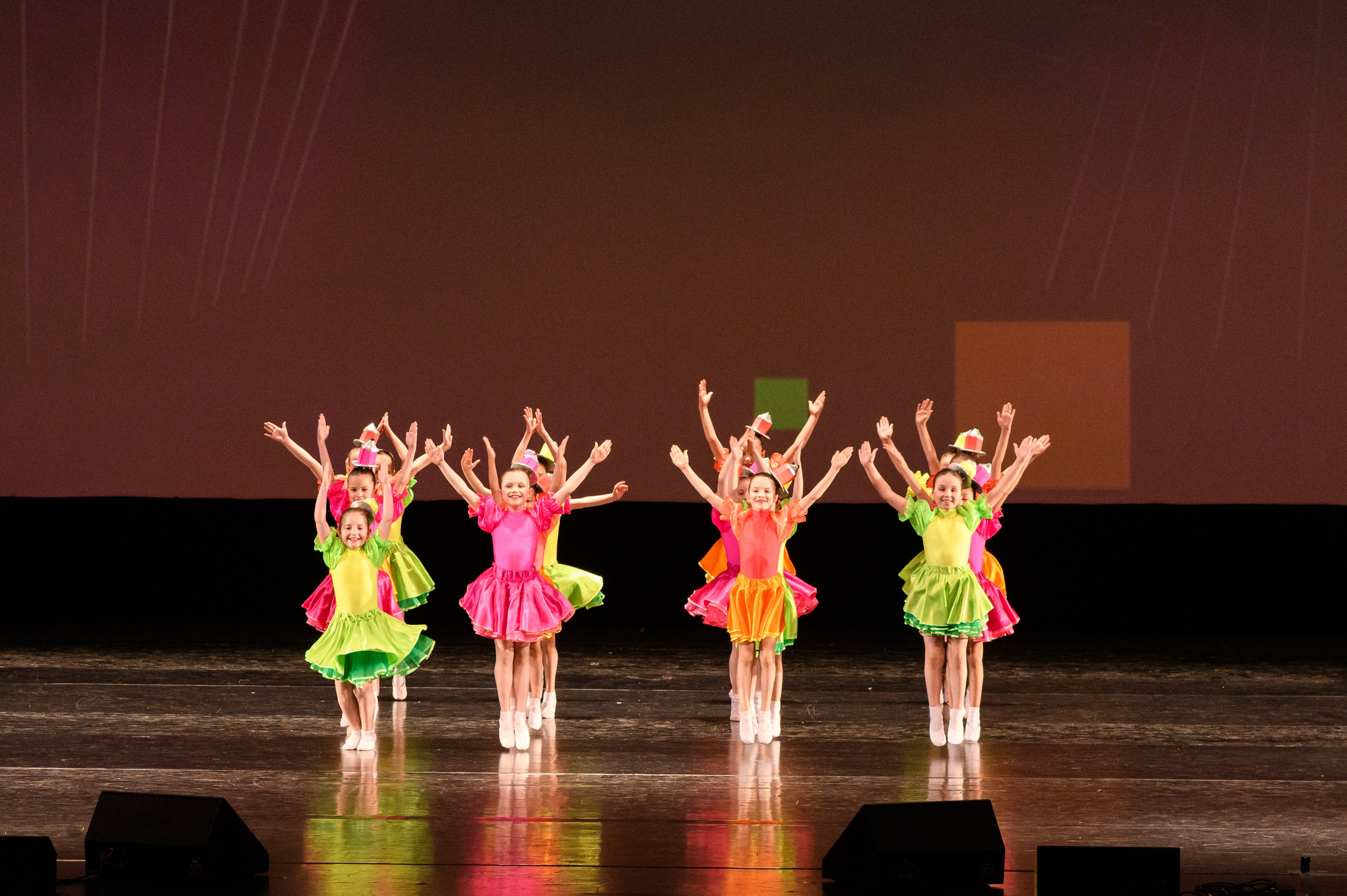 23 апреля, часть 2, БКЗ Октябрьский, г. Санкт-Петербург. Золотое яблочко