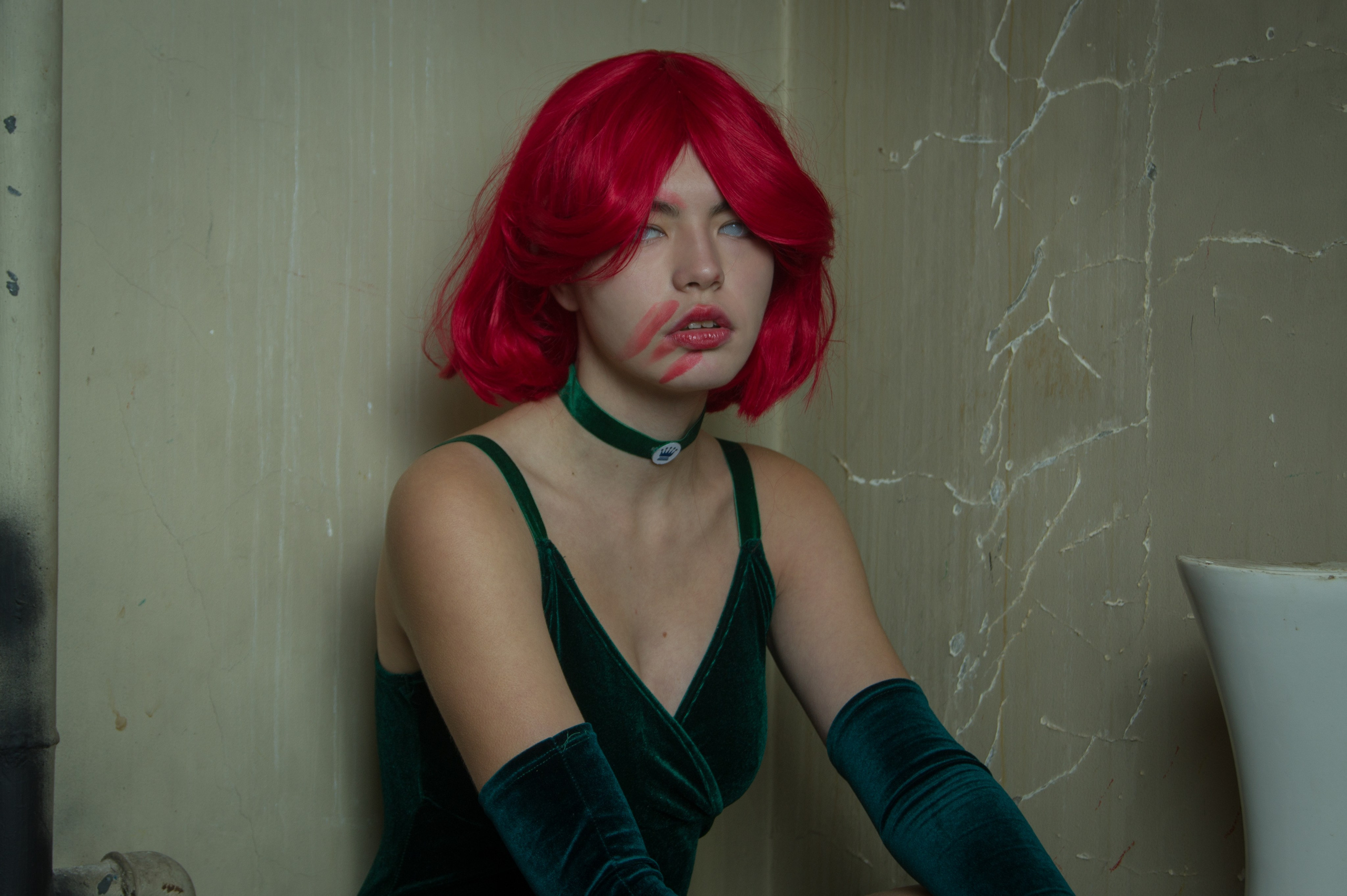 Юля Пчелкина (Персонаж Bubble Comics). Главная