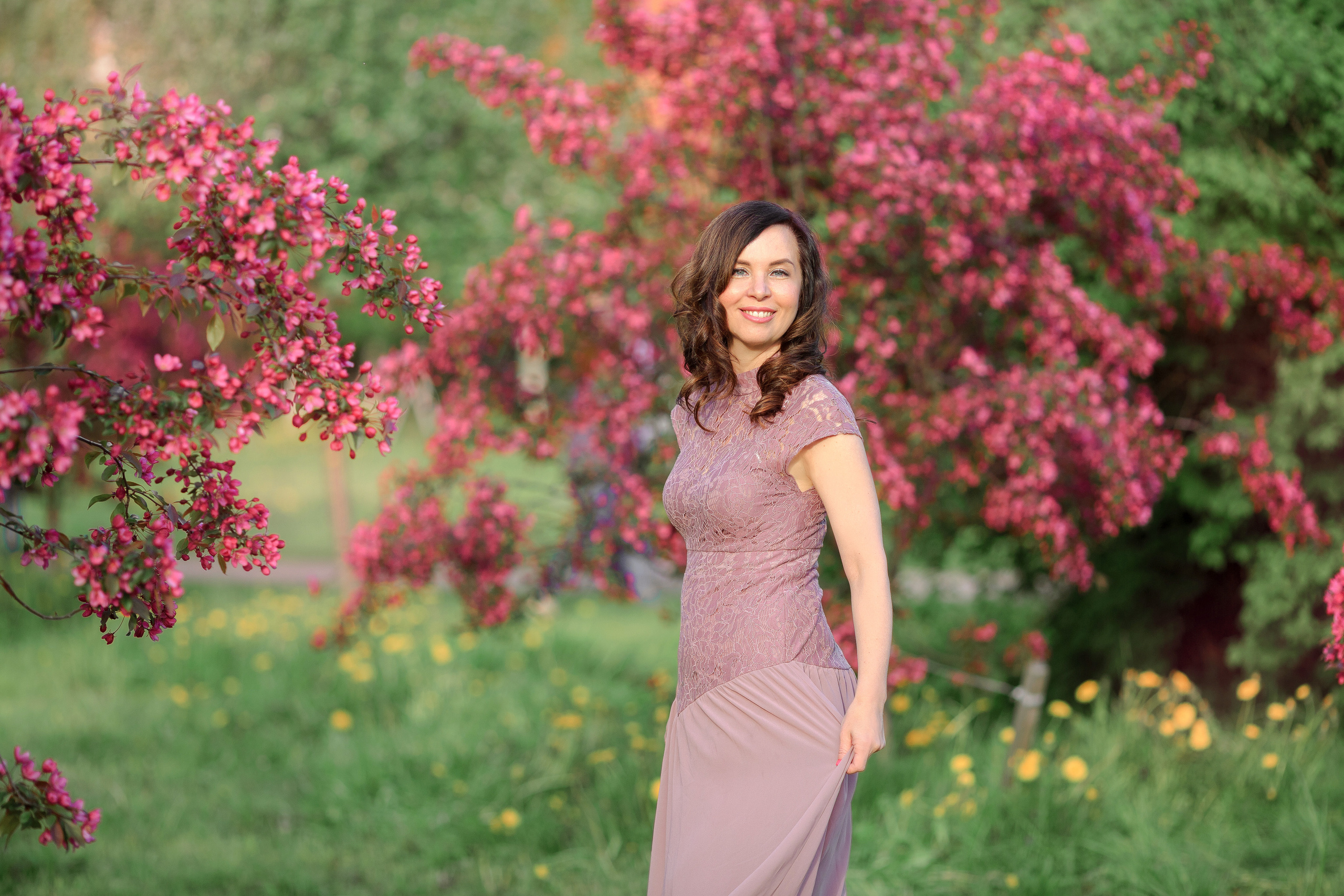 Фотосъемки в цветущих садах. Свадебный и семейный фотограф Спб Бошман Ирина