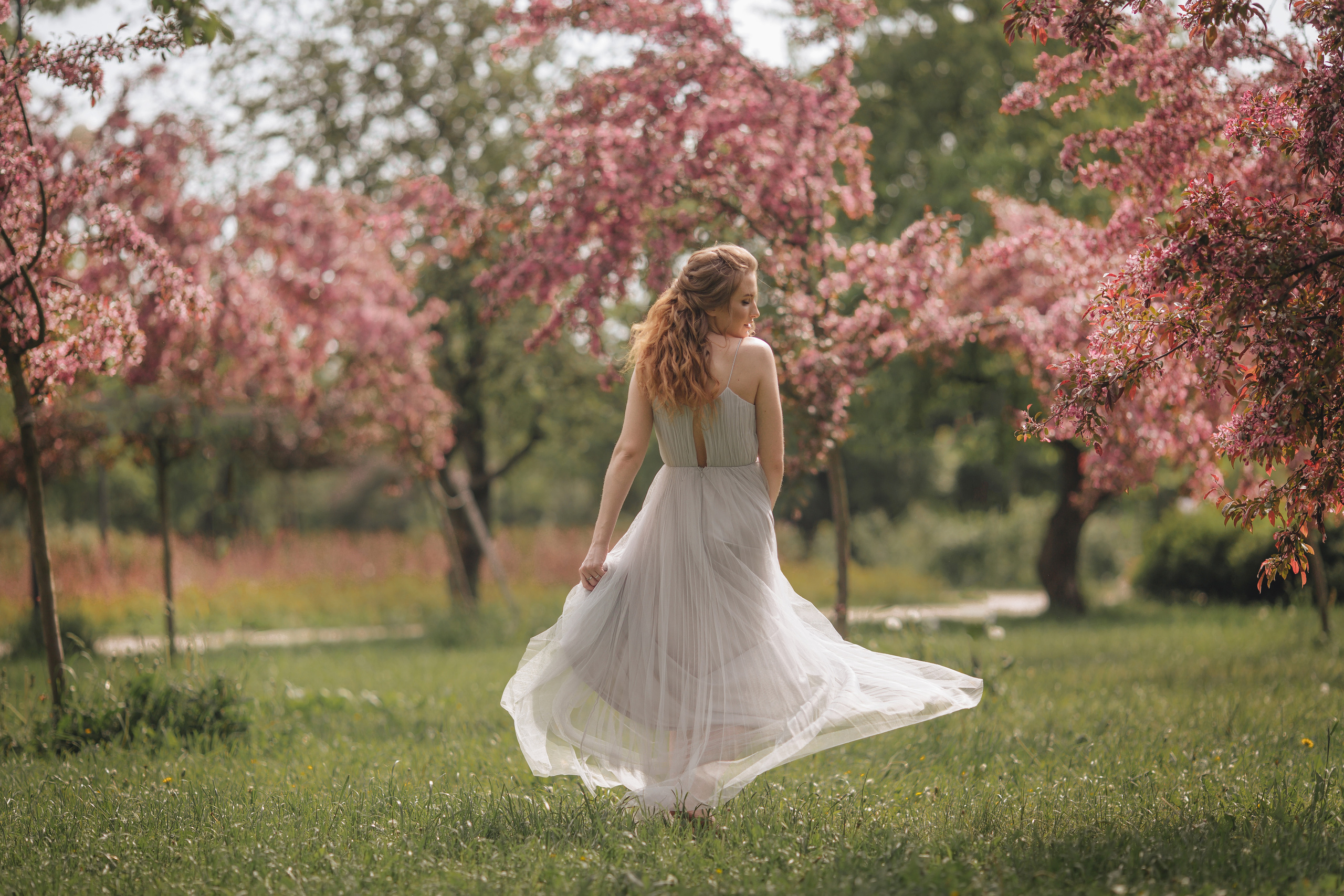 Фотосъемки в цветущих садах. Свадебный и семейный фотограф Спб Бошман Ирина