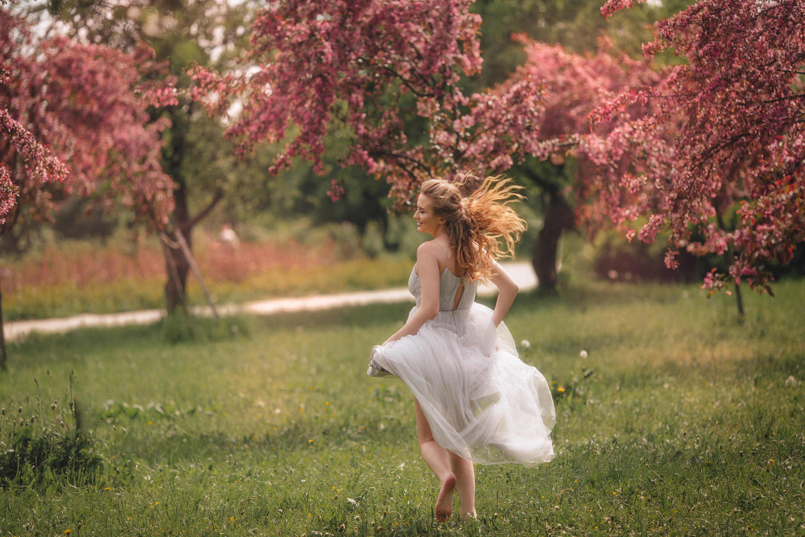 Фотосъемки в цветущих садах. Свадебный и семейный фотограф Спб Бошман Ирина