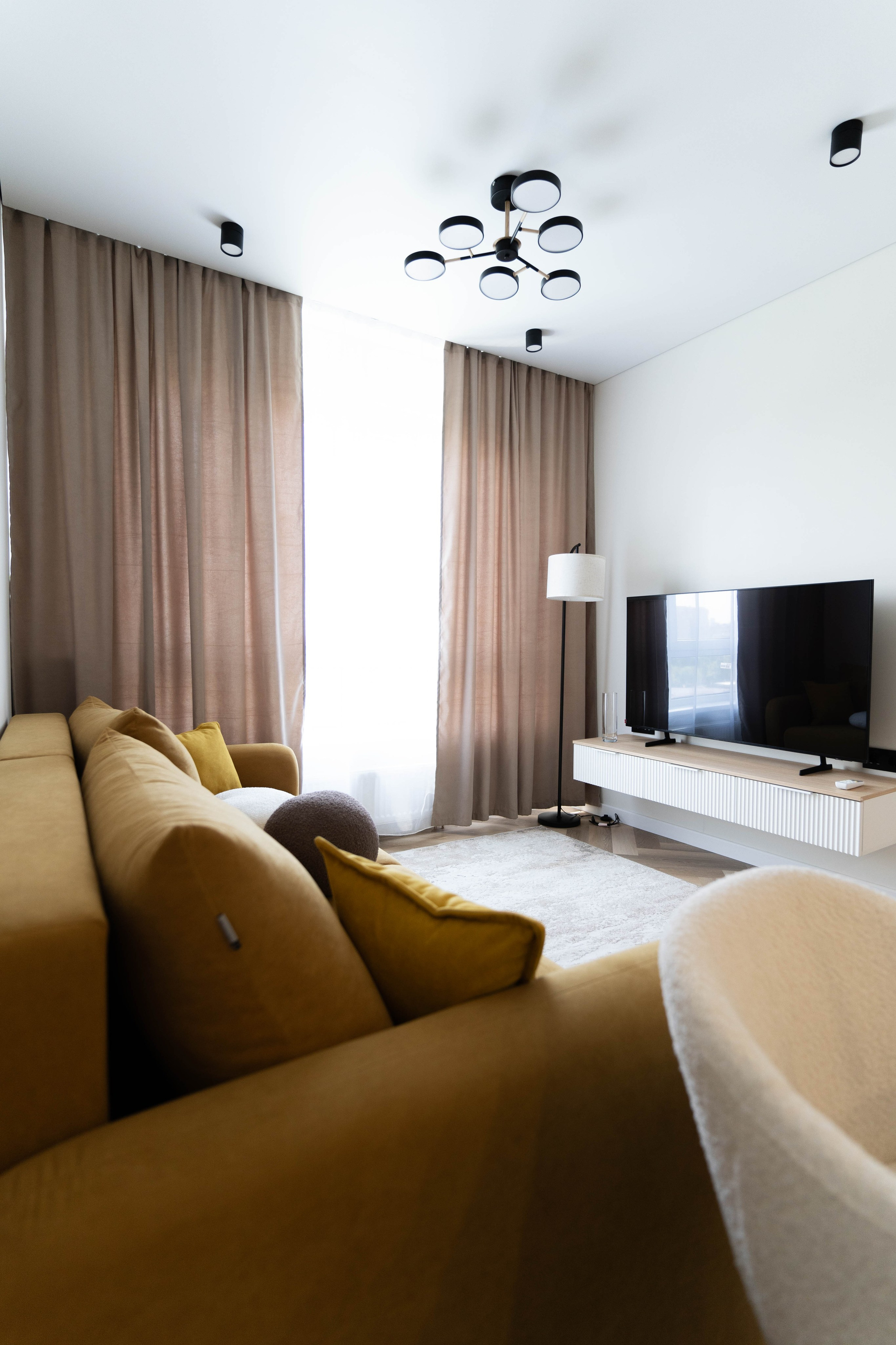 Kronstadt Boulevard. Rezyame