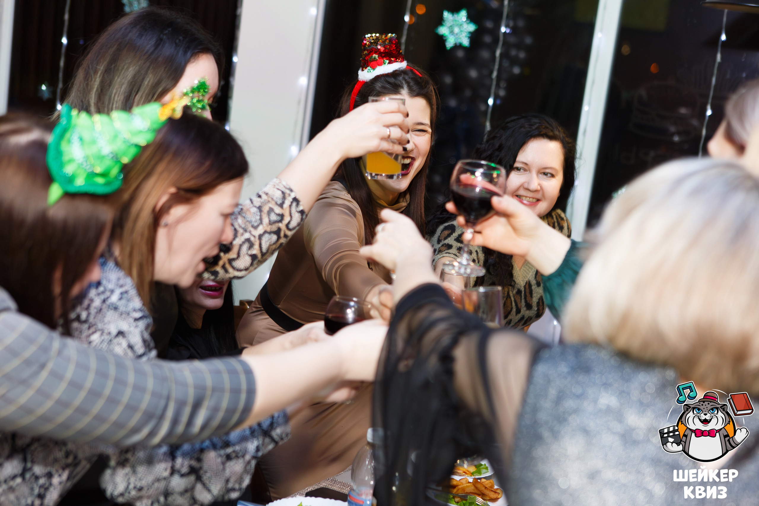 Профессиональный фотограф запечатлел радостный момент новогодней викторины в Мценске