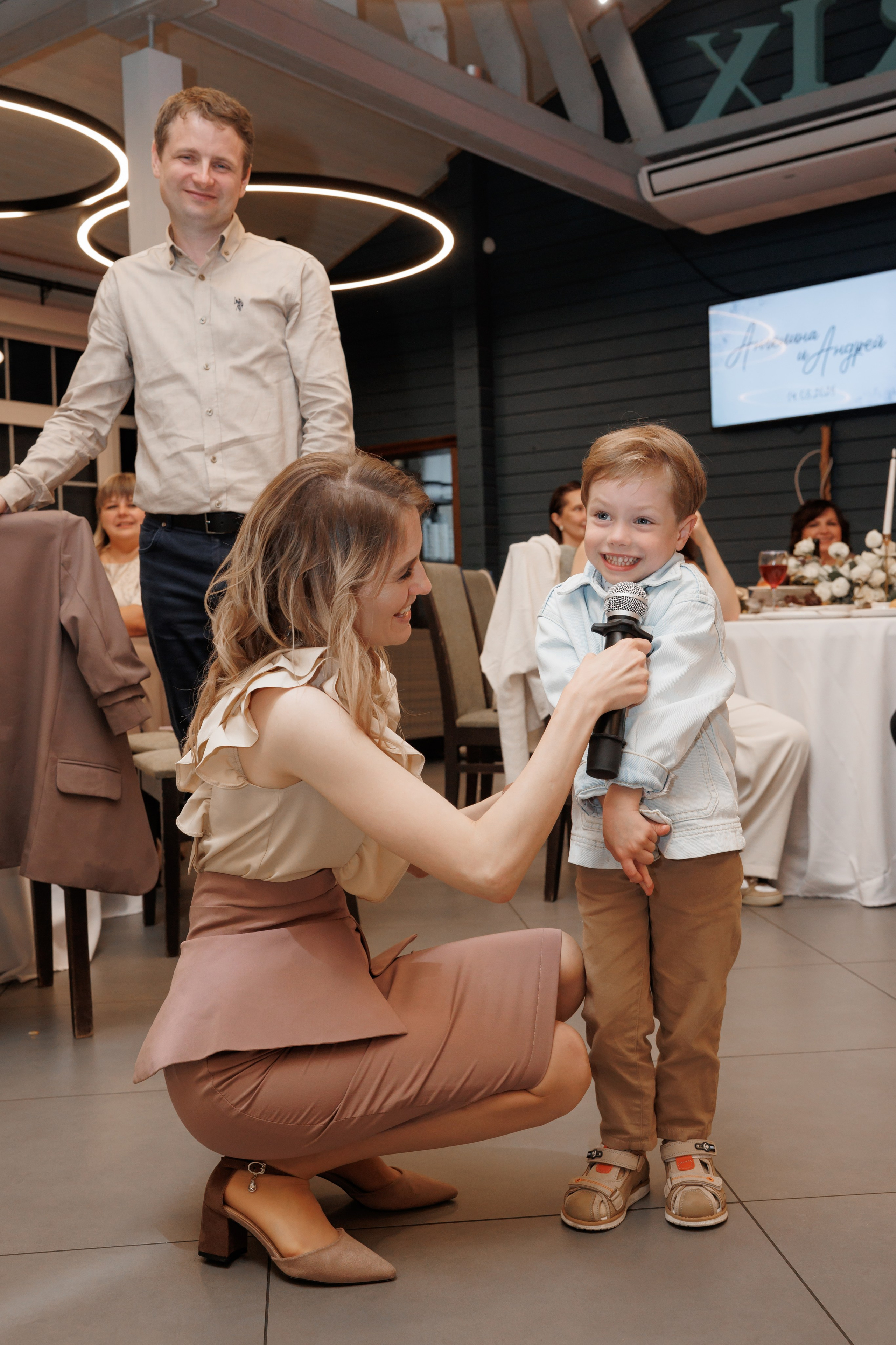 Регистрация в отеле Fish Point, ЗАГС Бутово, прогулка в Остафьево. Свадебный и репортажный фотограф (Москва, Королев и другие)