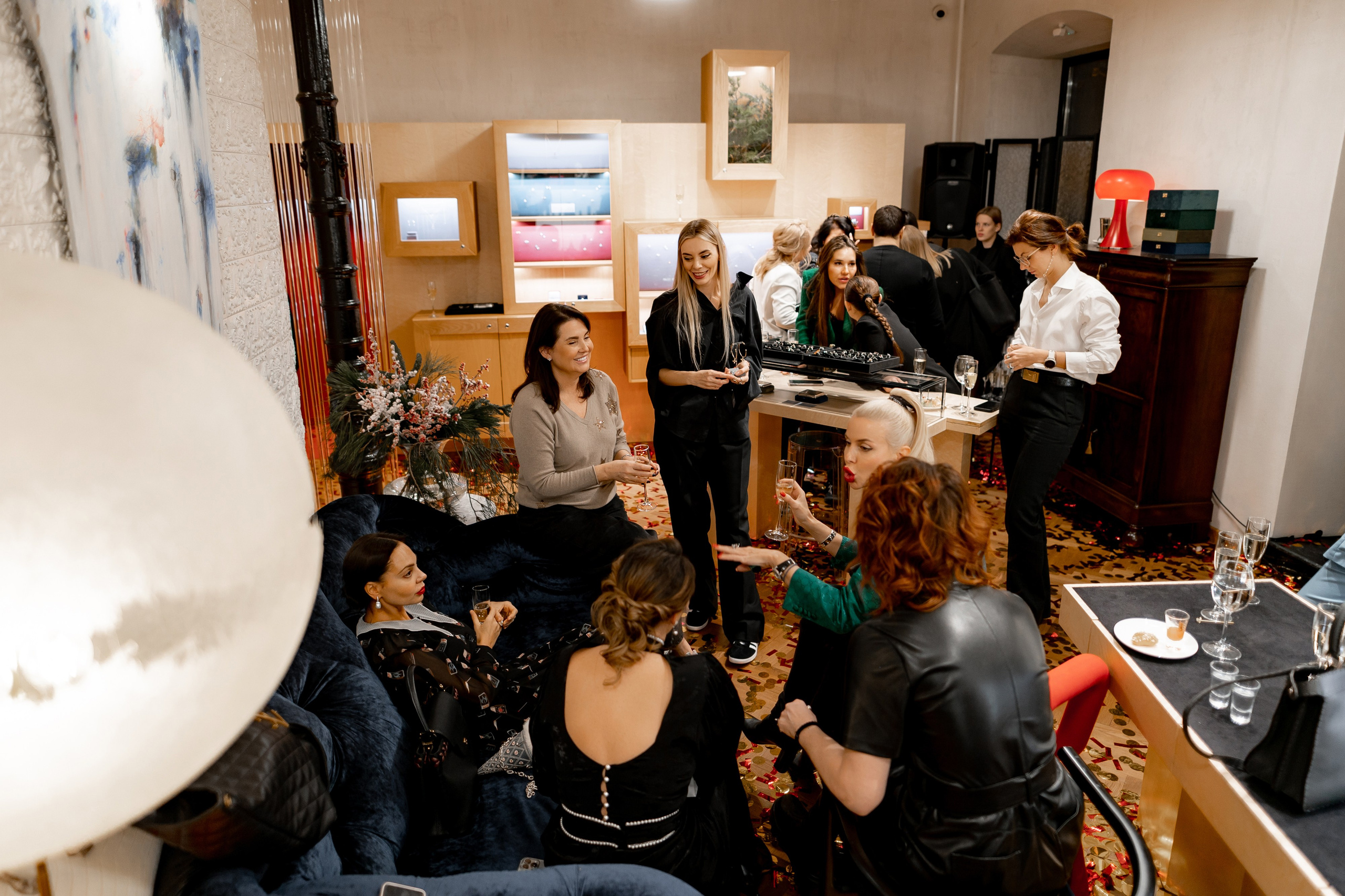 Le Noir. Главная